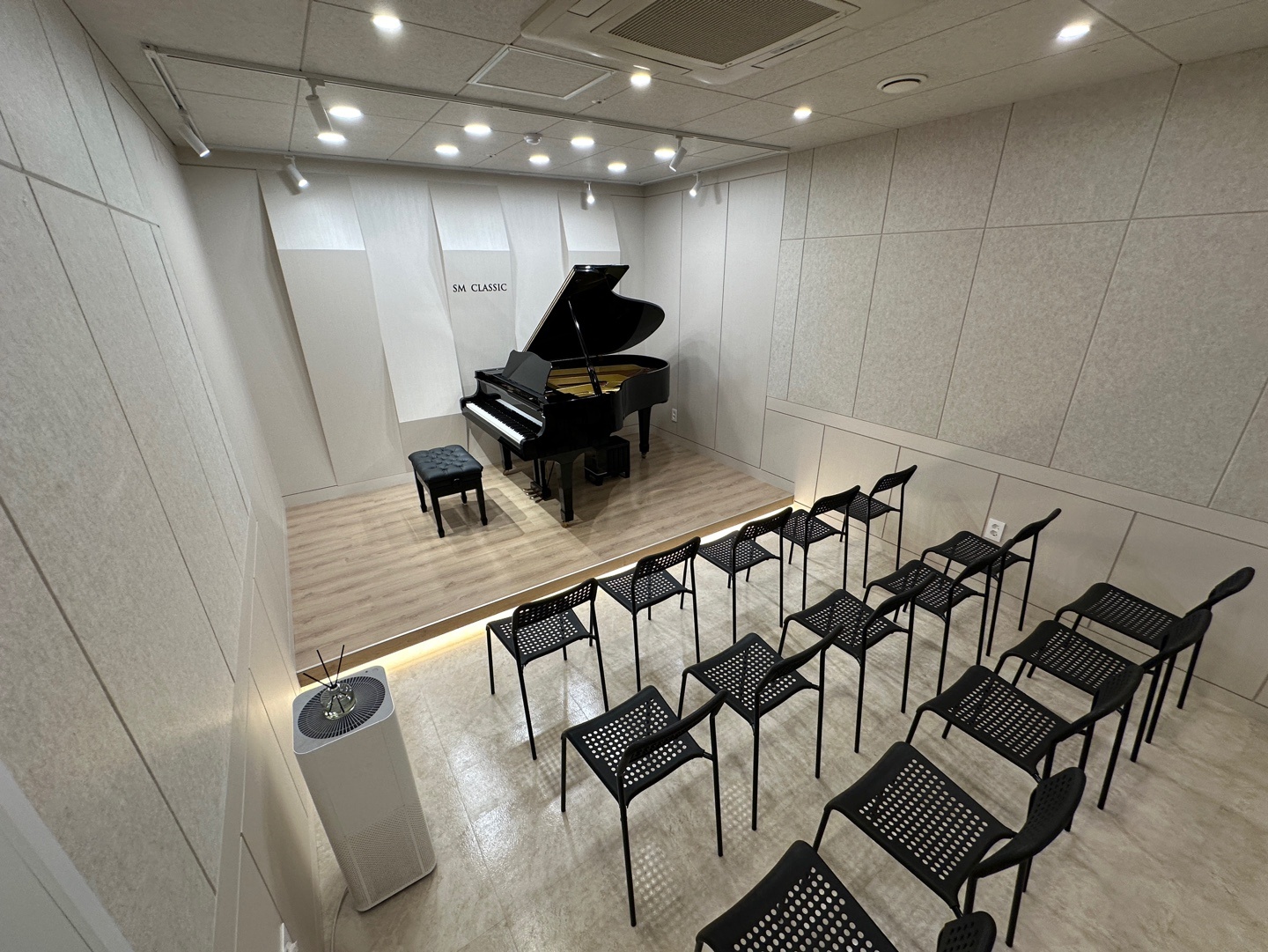 1번째 스튜디오 사진