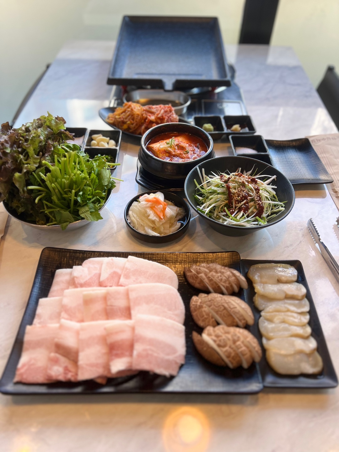 기영상회 내부 또는 관련 모습