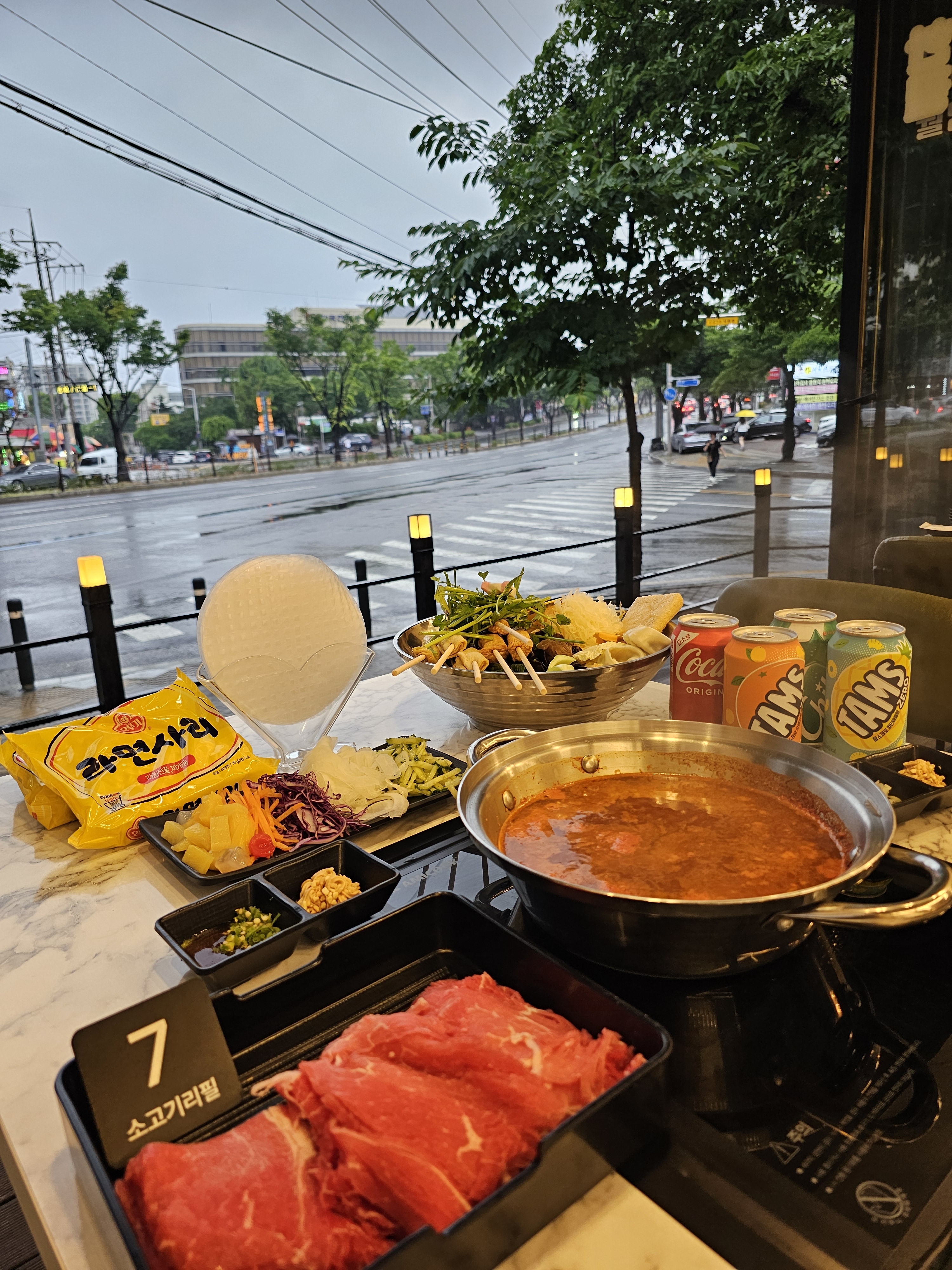 퐁당 대구 만촌점