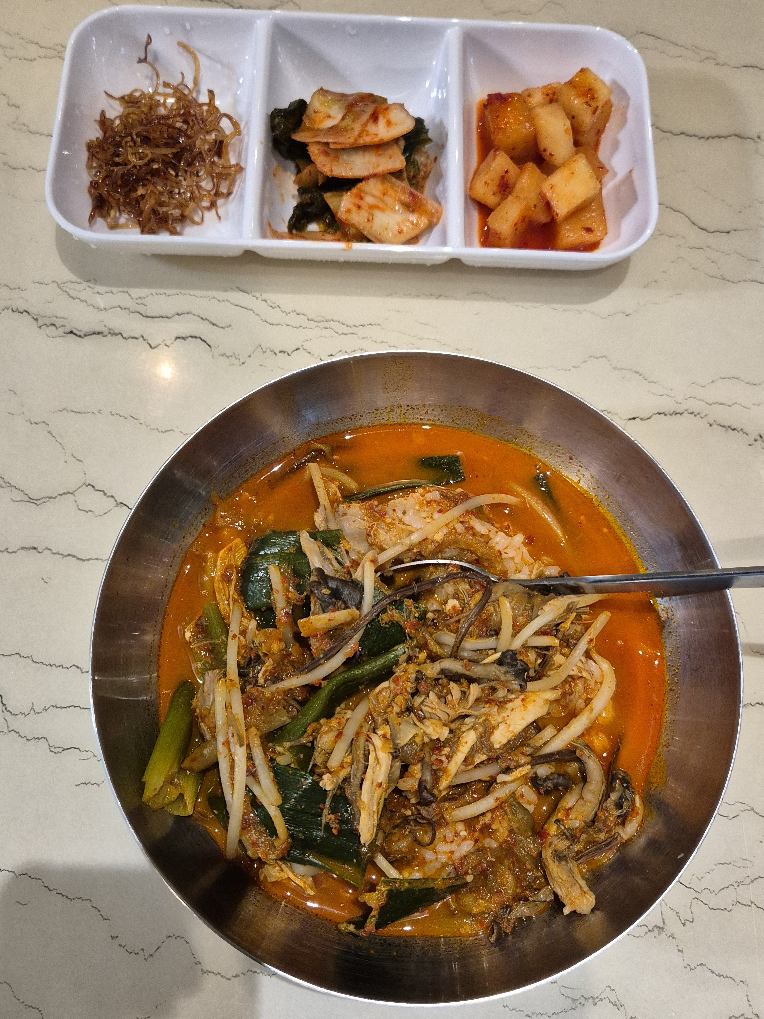 쪼쪼찜닭쪼림닭&누룽지닭백숙.닭도리탕