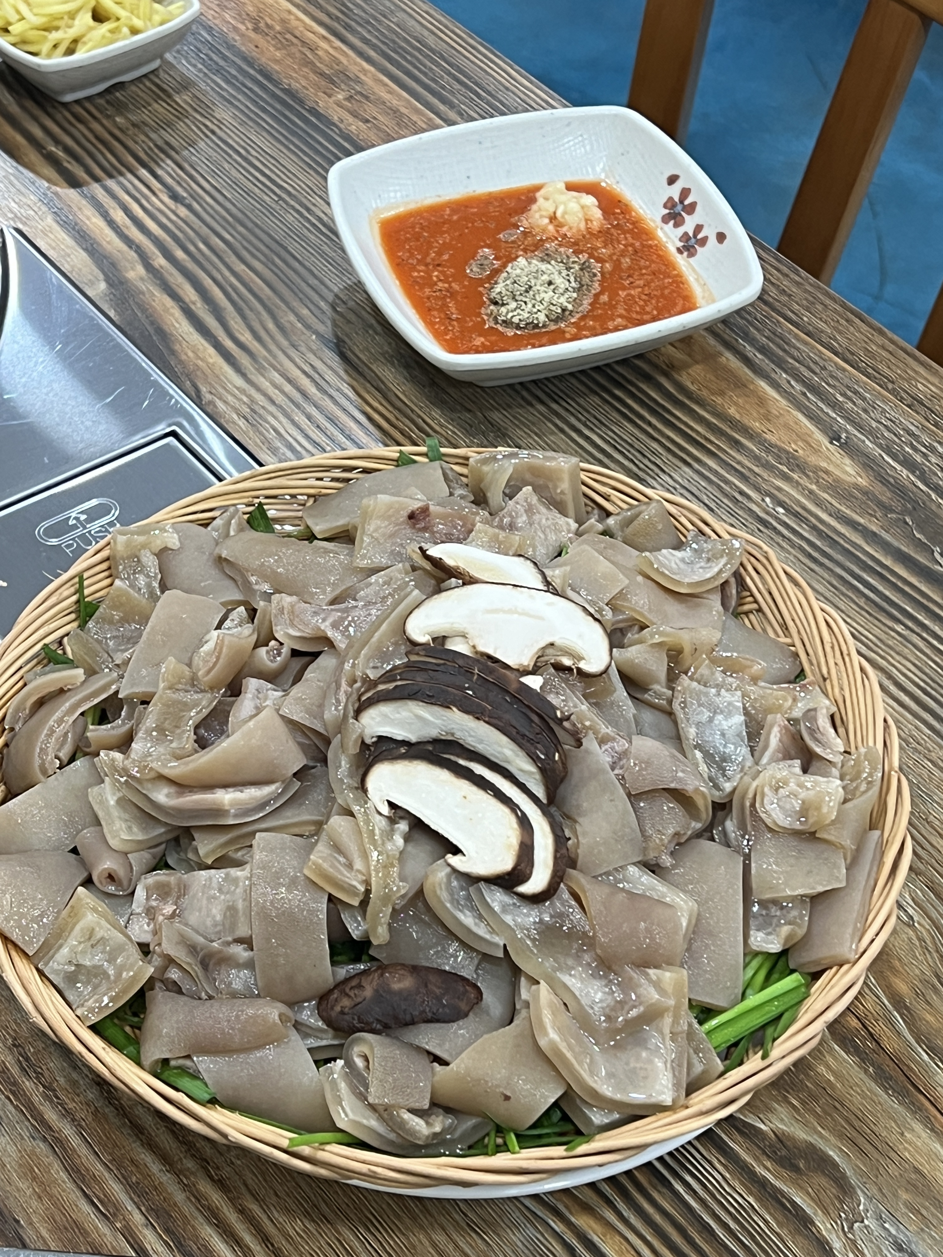 새작골염소탕전문점 울산북구점
