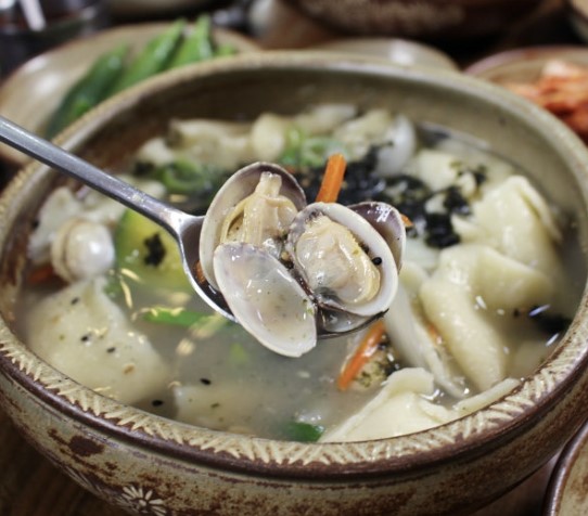 두울원칼국수