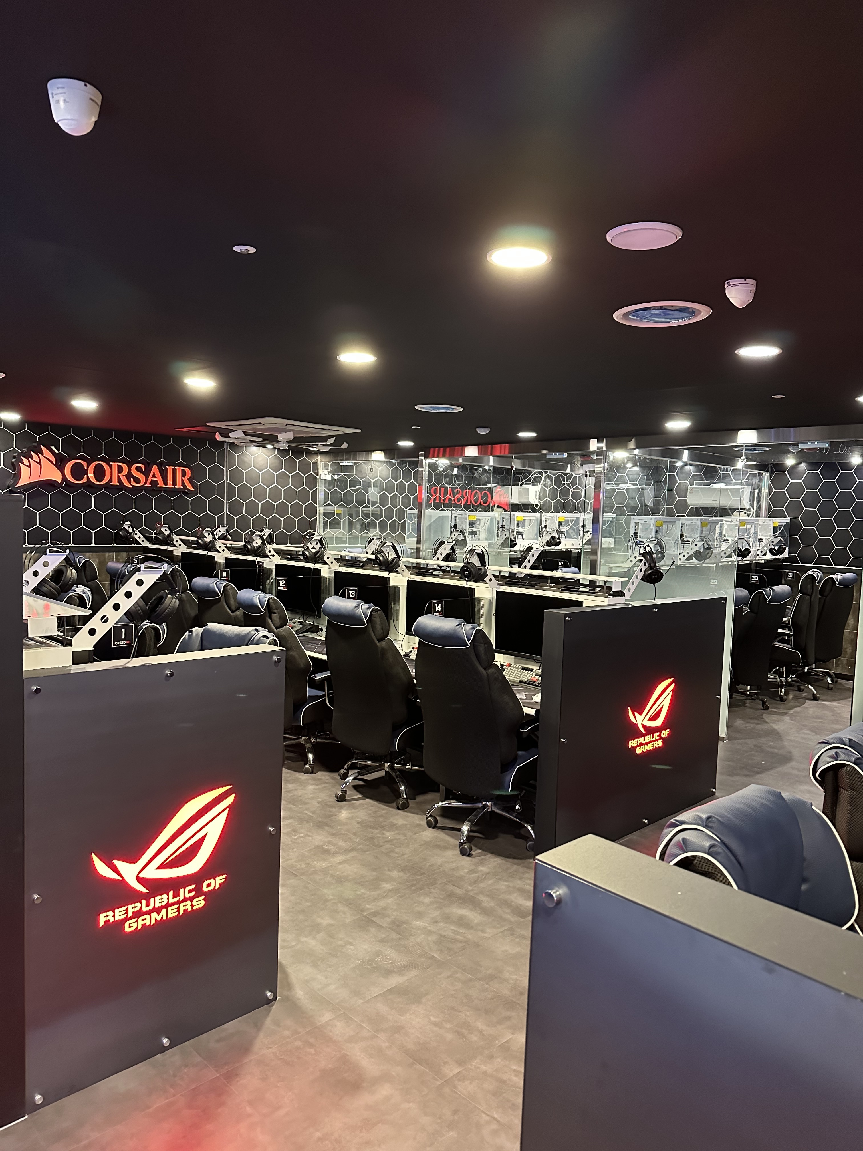 크리드PC방 부천상동점
