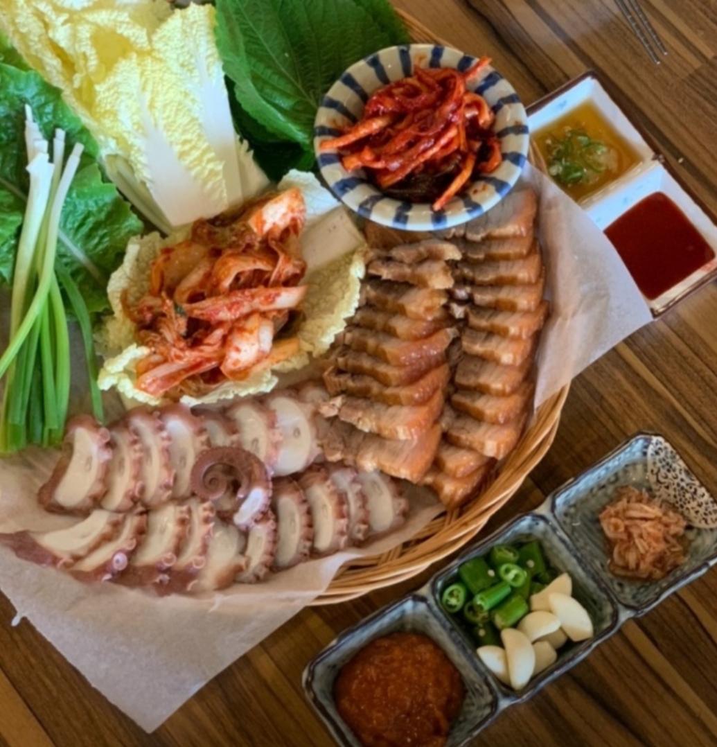 이가네 한식주점