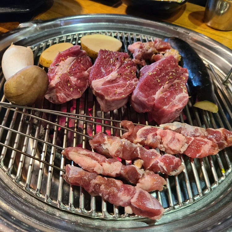 초램 양고기 갈현점