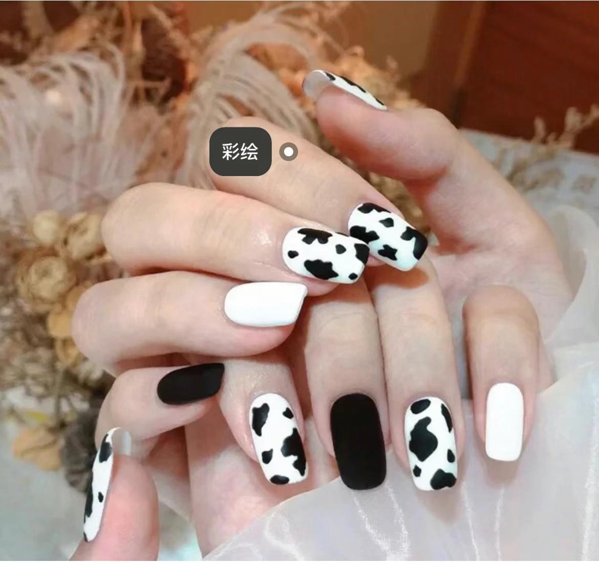 쾅링리 네일 살롱 KLL Nail Salon