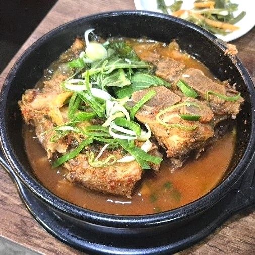 부자아지매