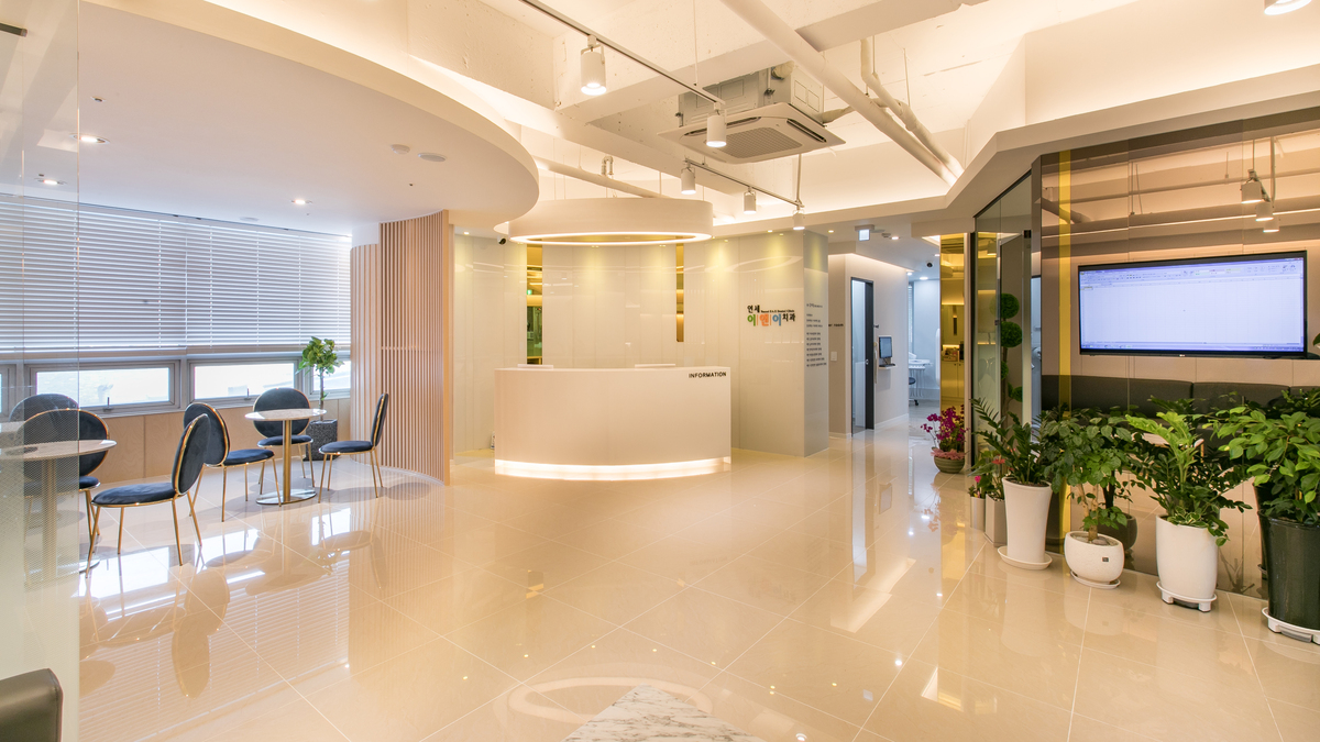 연세이앤이치과의원 대표 이미지