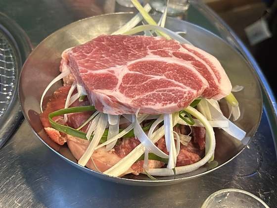 돈장군 내부 또는 관련 모습