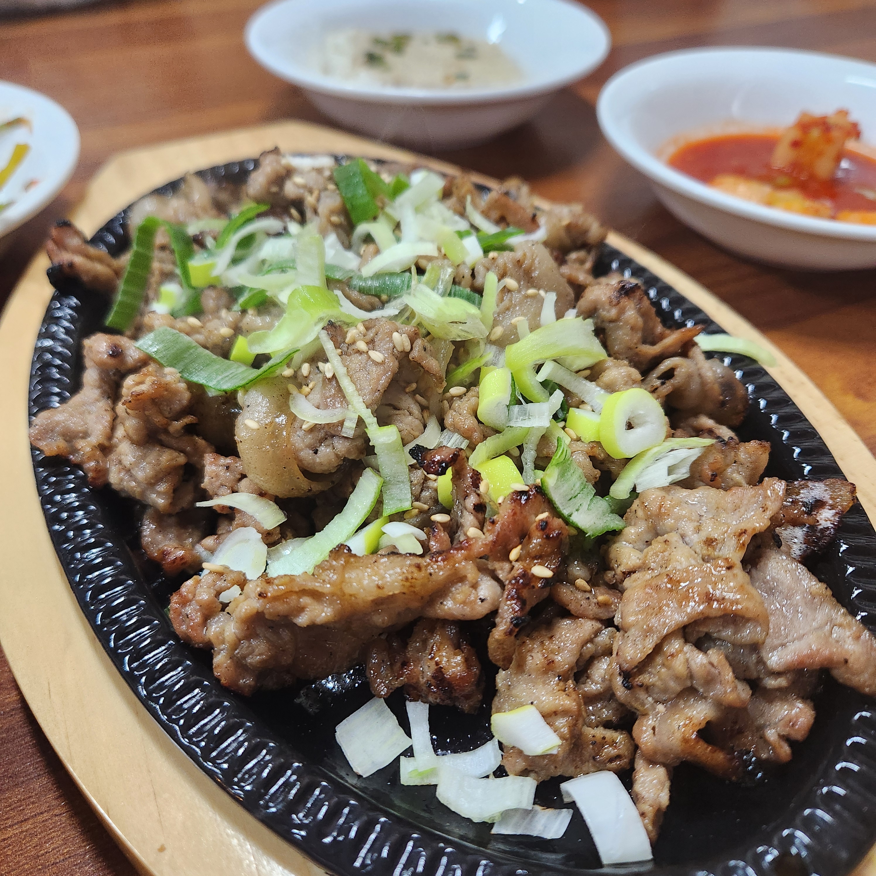 토담 온천 석쇠 바싹불고기,솥밥