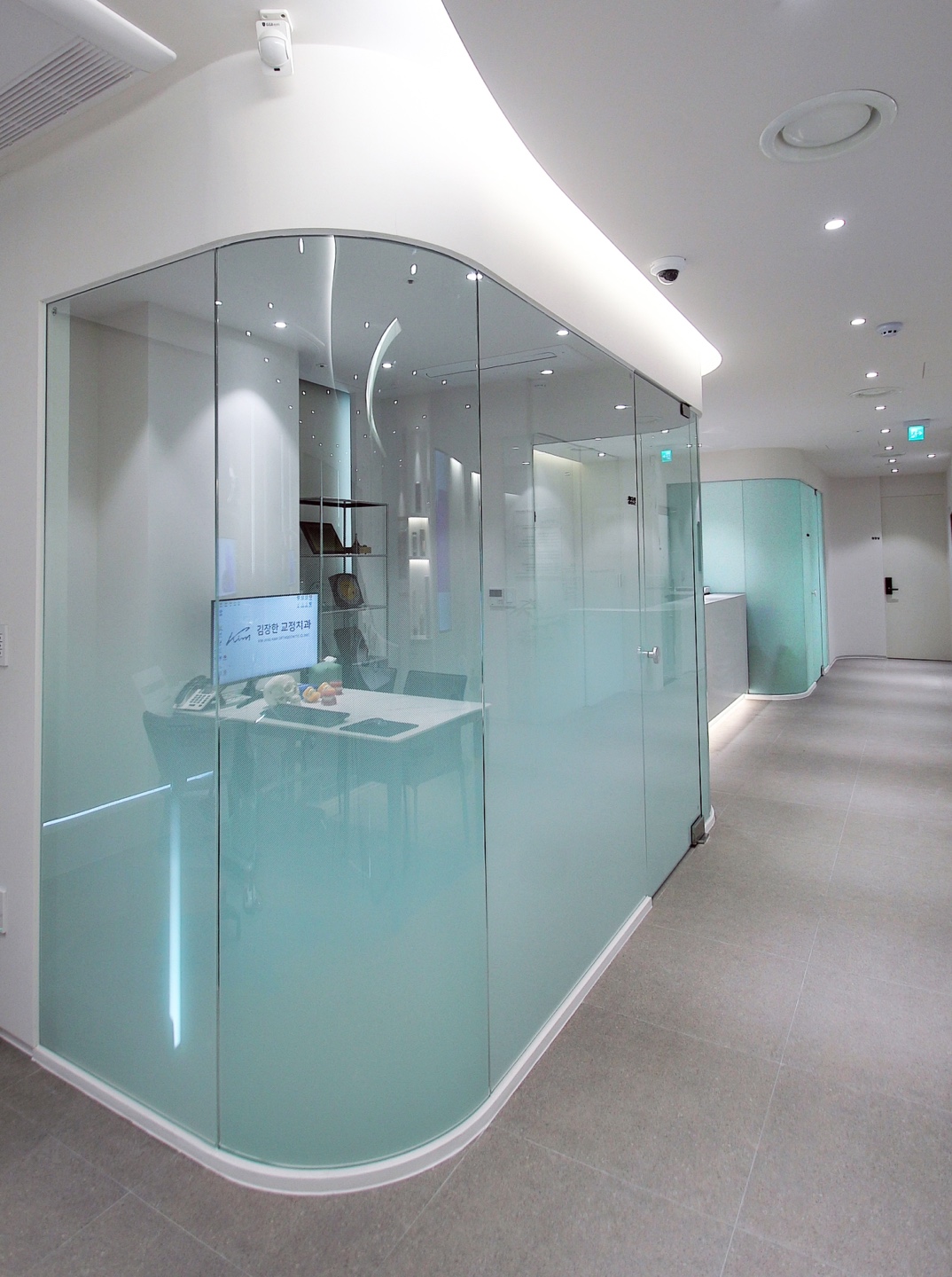 김장한치과교정과치과의원 대표 이미지