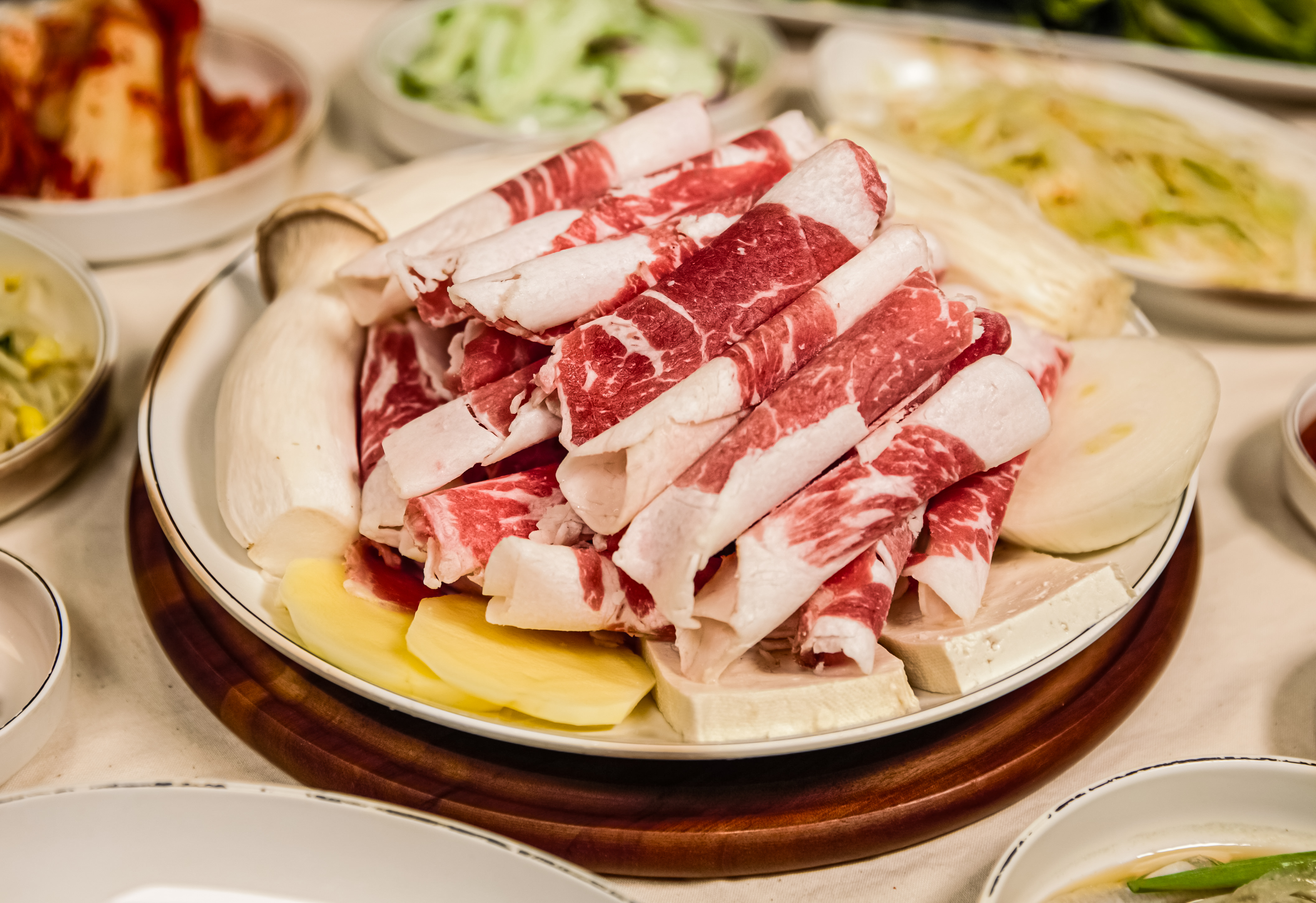 한돈생돼지두루치기생삼겹살
