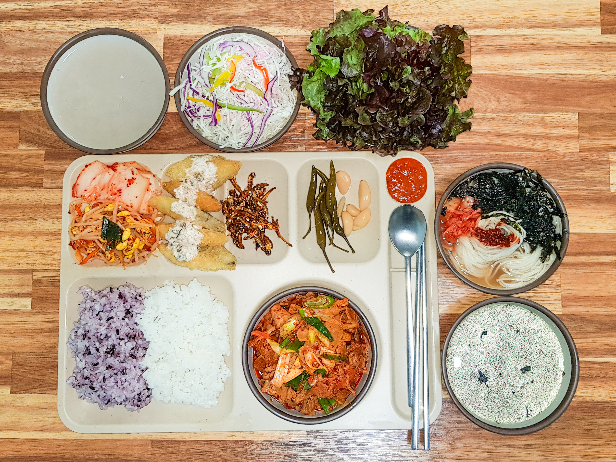 진수성찬 한식뷔페