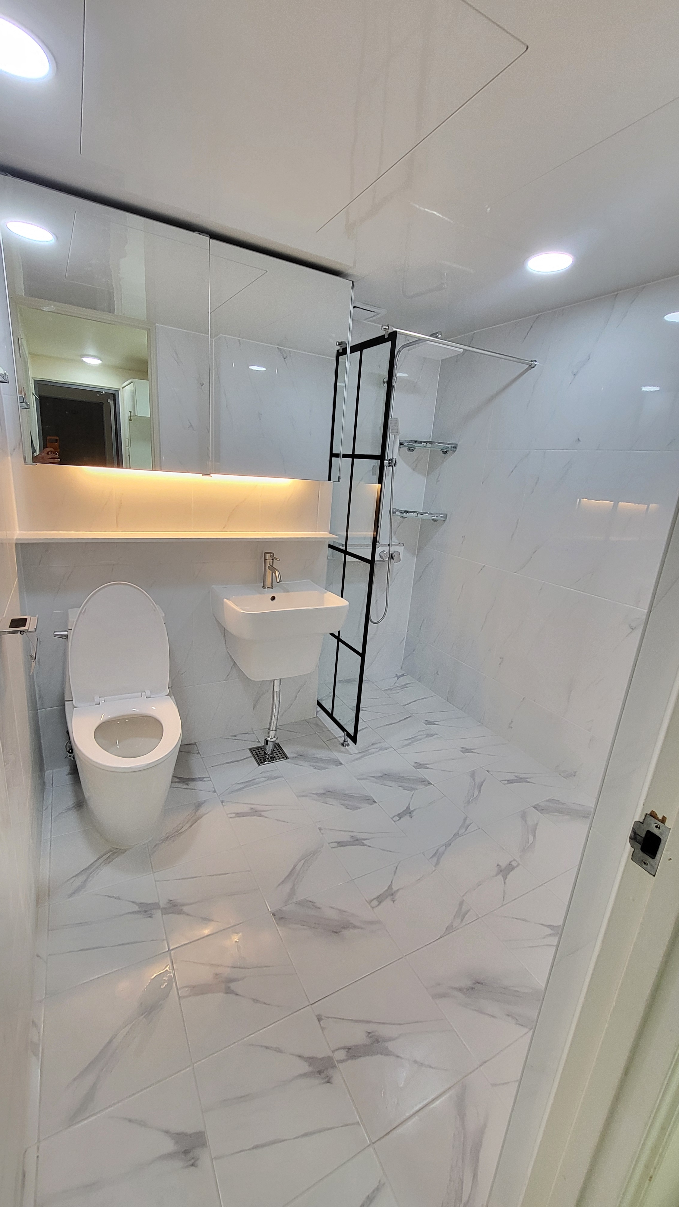 욕실 뚝딱 대표 이미지