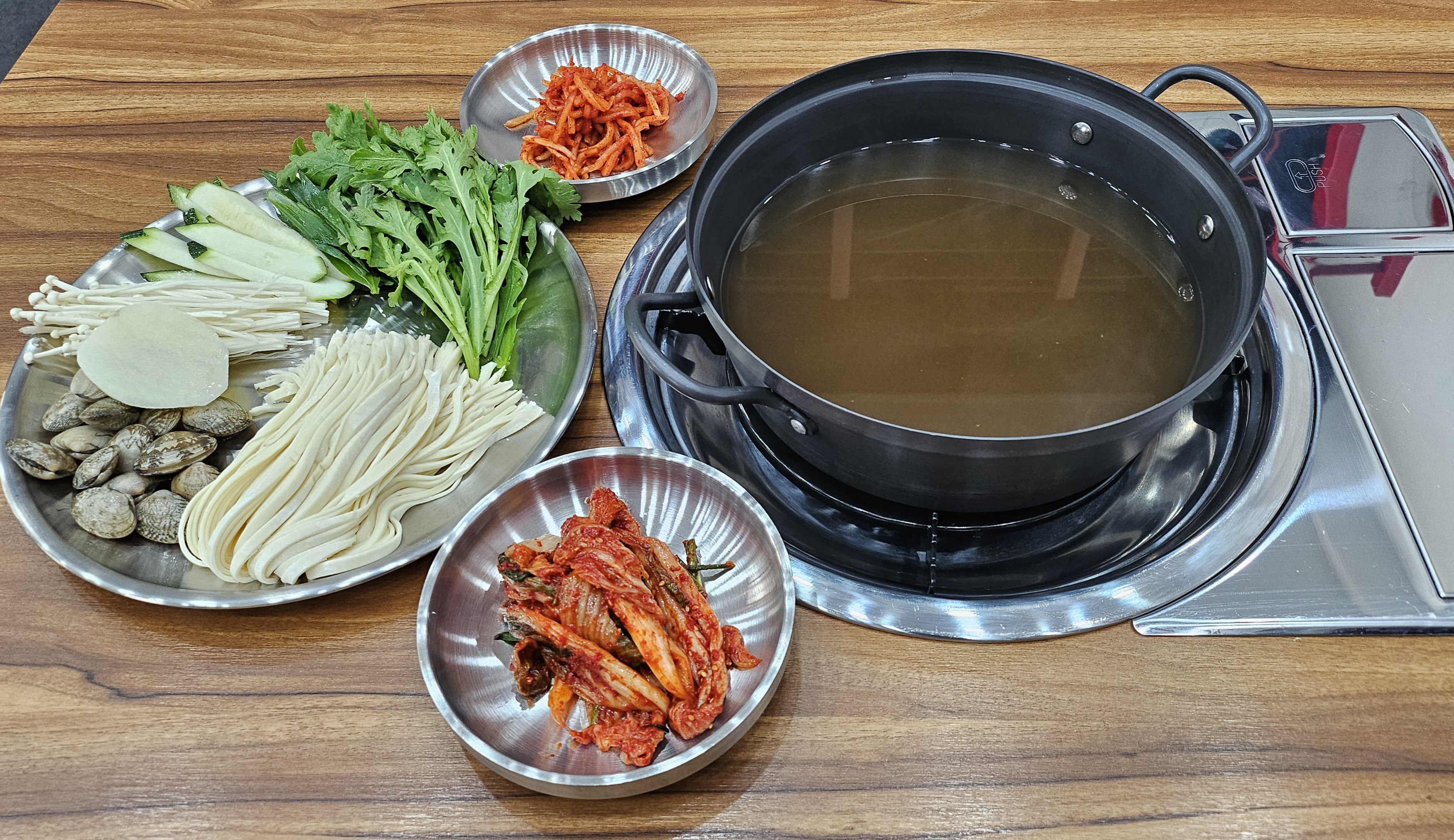 밀물칼국수