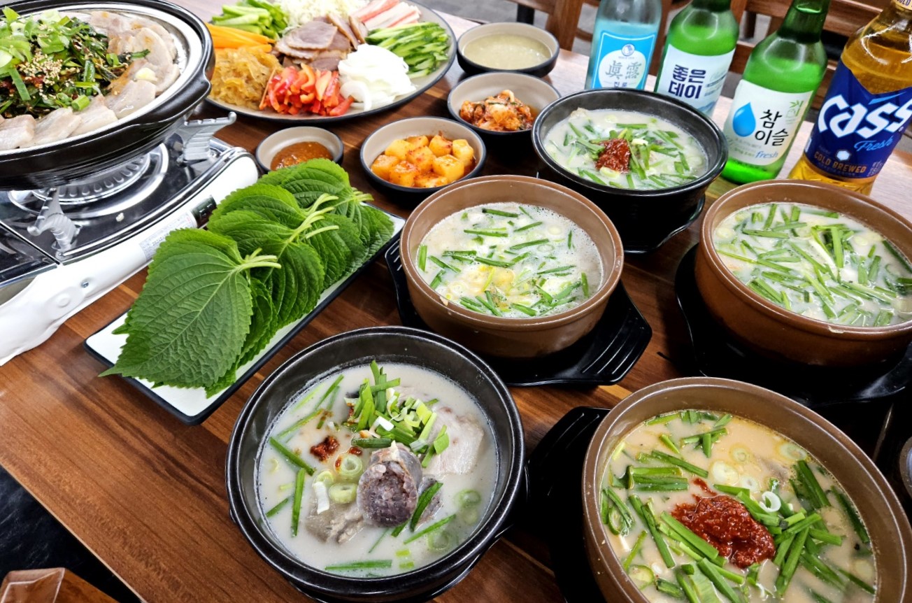 부산아지매국밥 울산야음점
