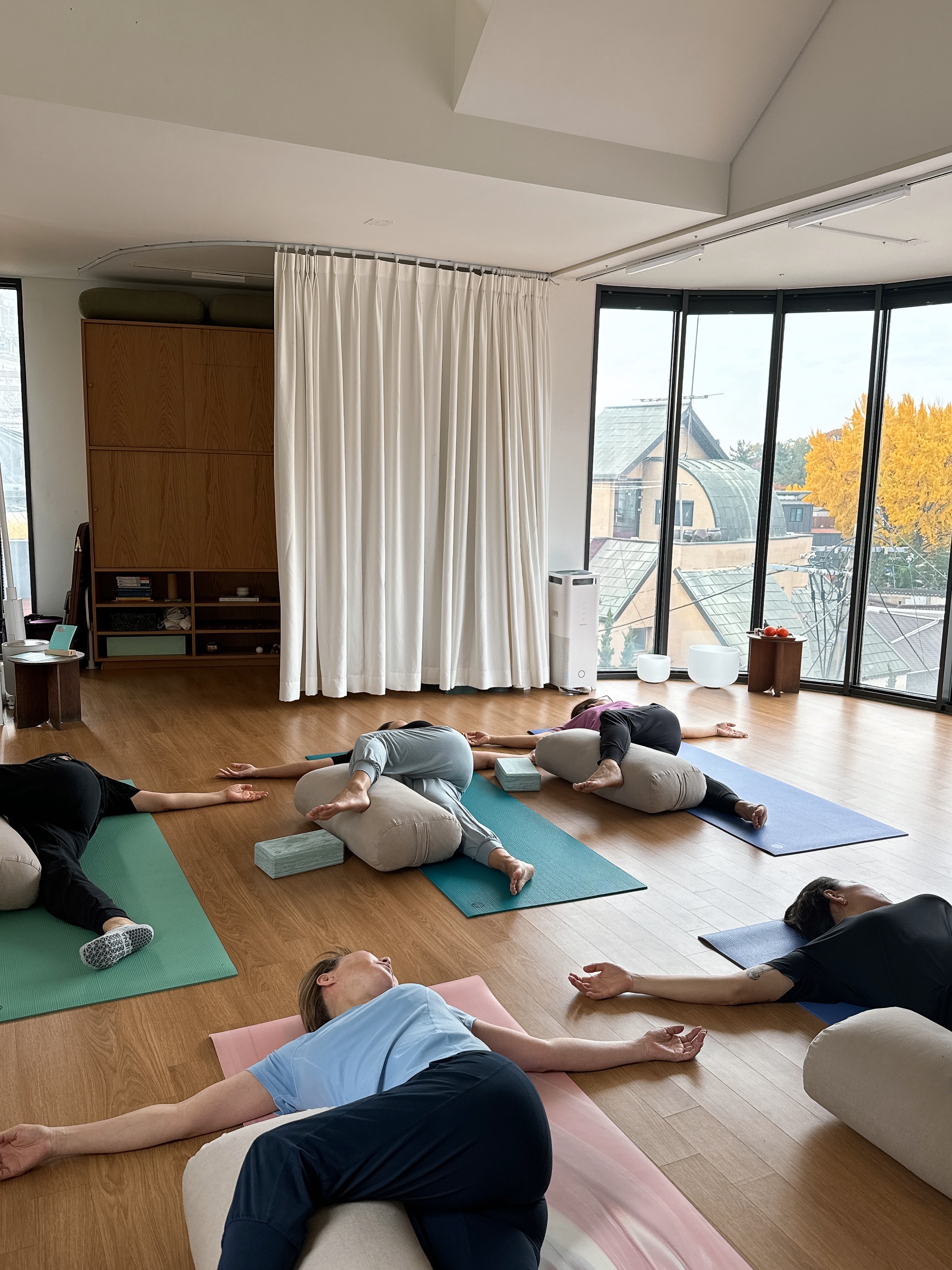 청청청요가 내부 이미지