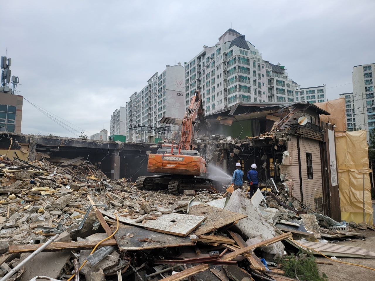 삼홍토건