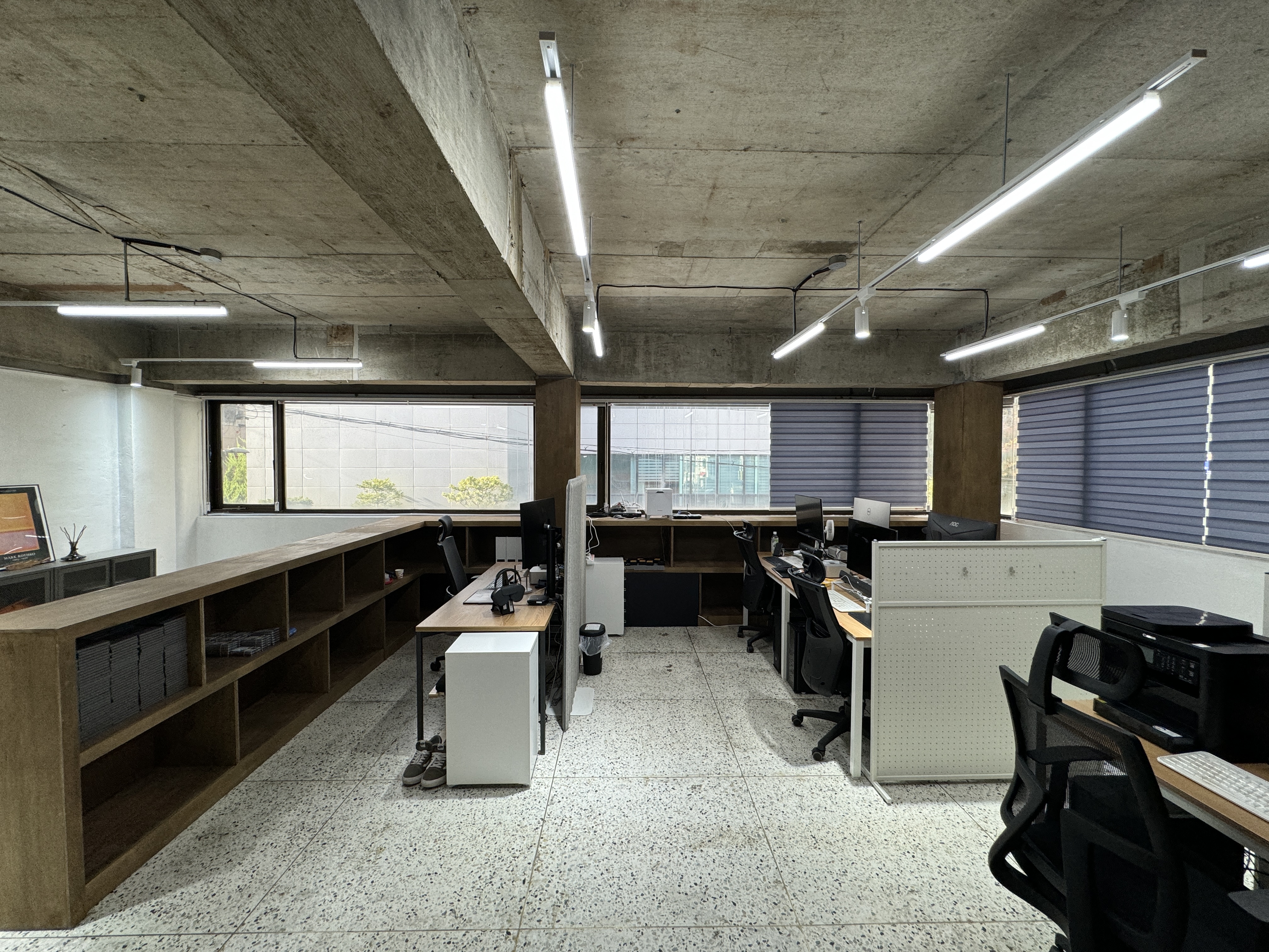 바텀드로어 대표 이미지