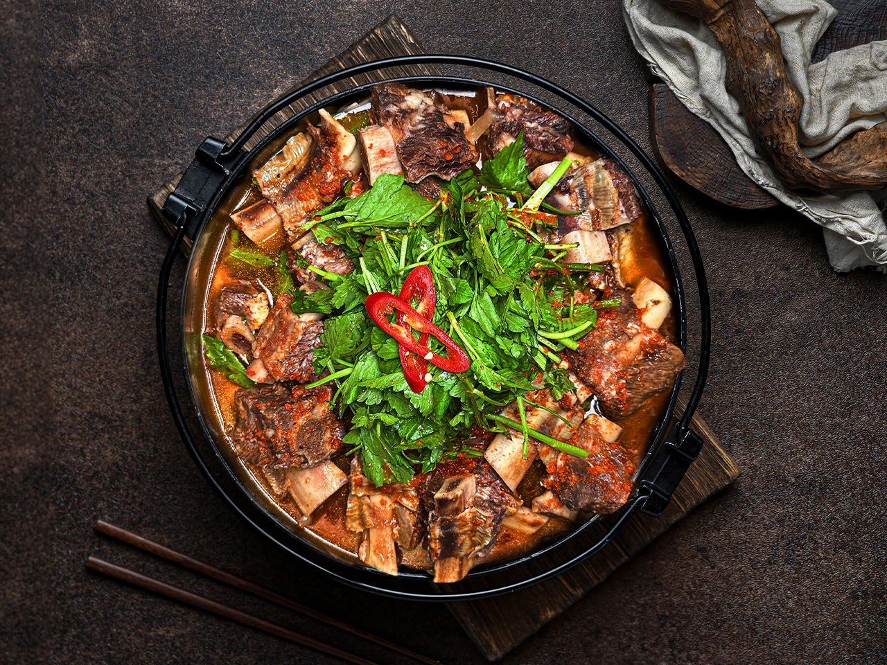 매운소갈비수육전골(중) 800g