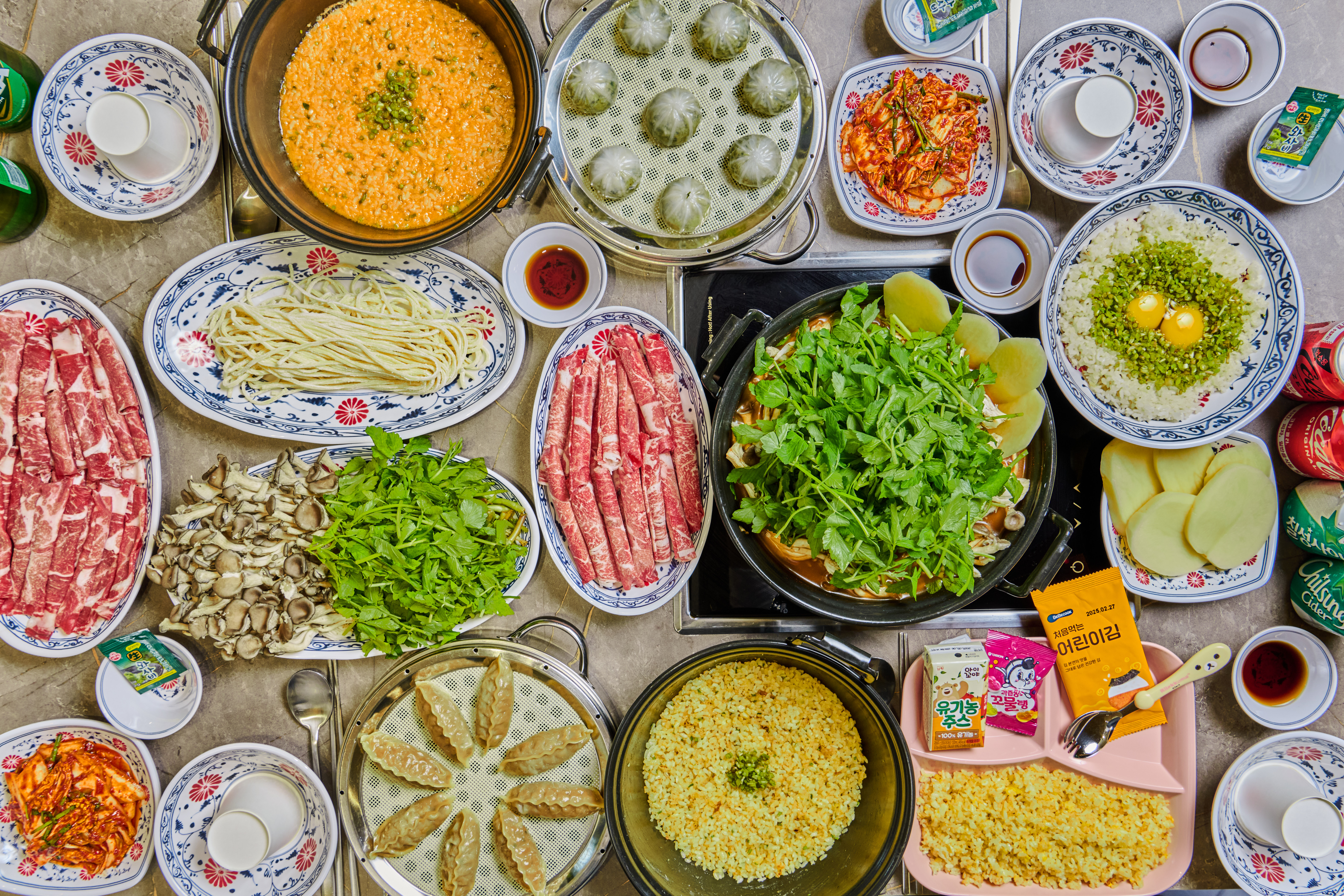 안민옥샤브칼국수 마산가포점