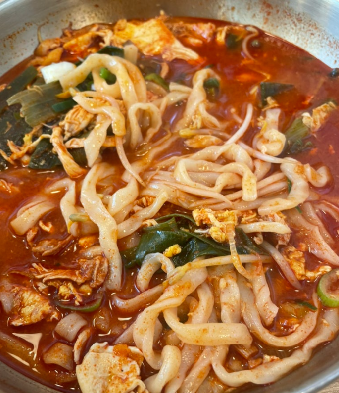 닭곰탱이 신포점