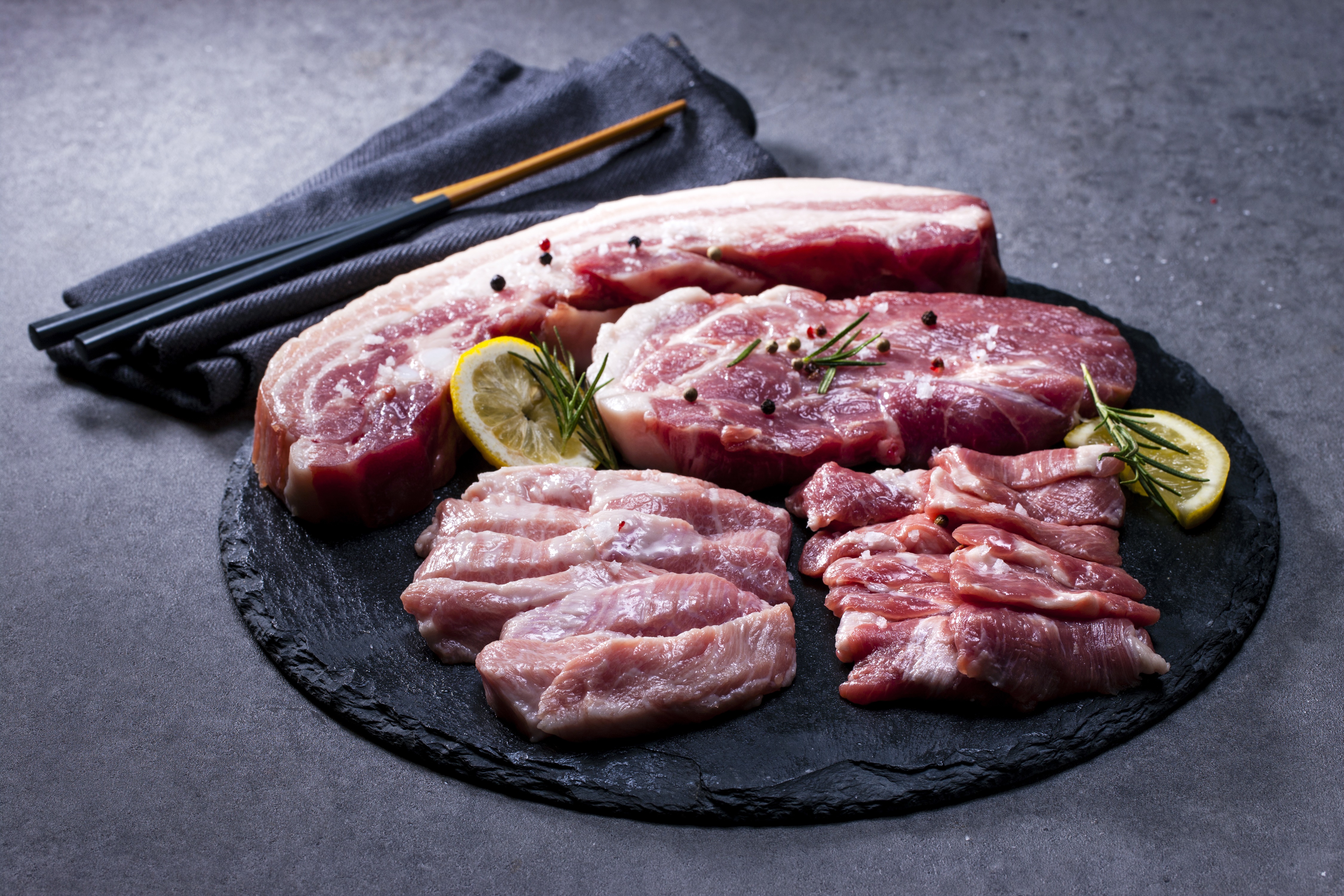 최원석의 돼지반판(600g)