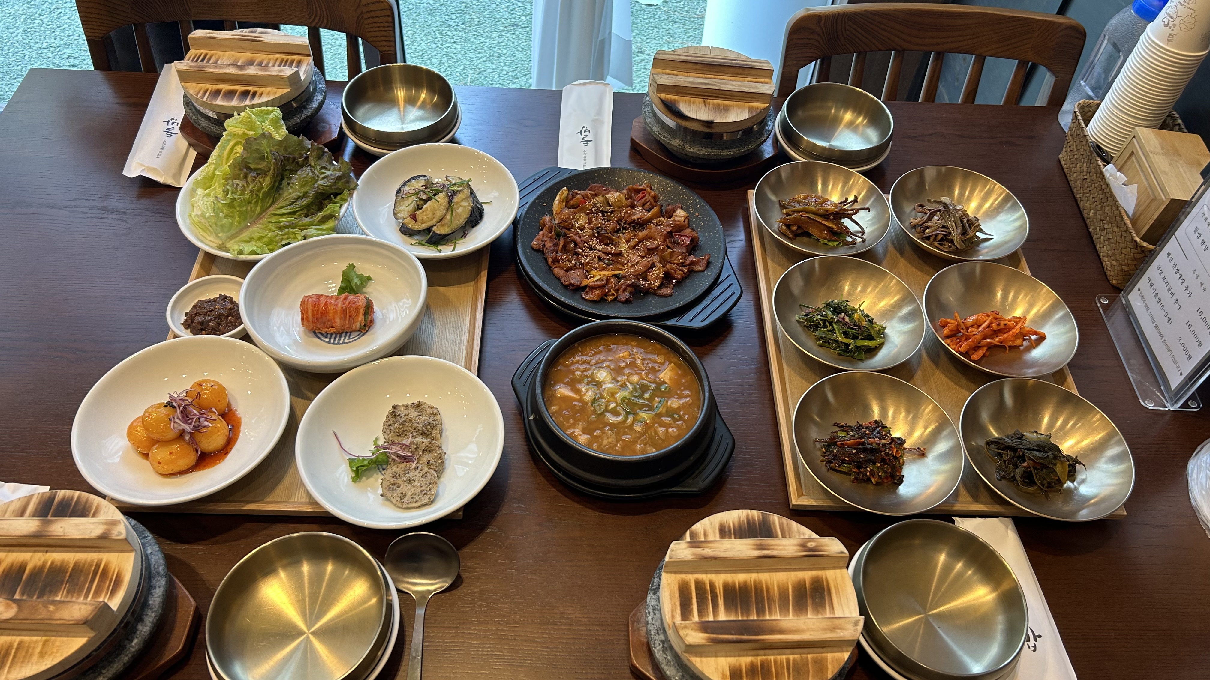일산들밥 내부 또는 관련 모습