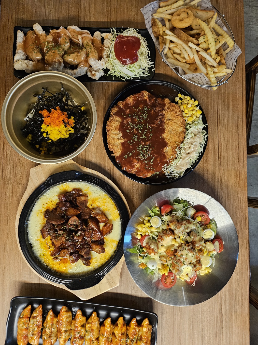 야학포차술집 부평테마의거리점 내부 또는 관련 모습