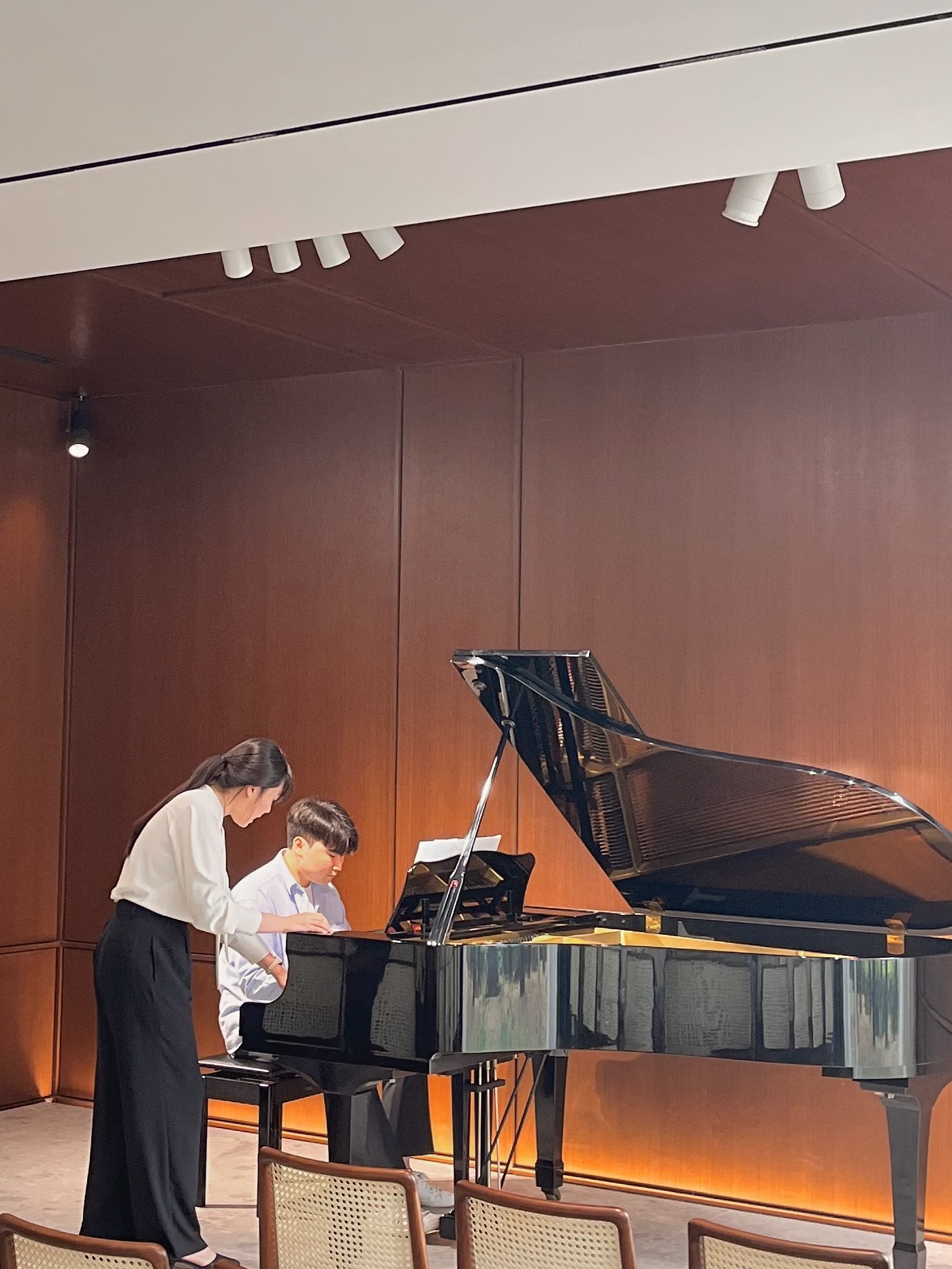 1번째 스튜디오 사진