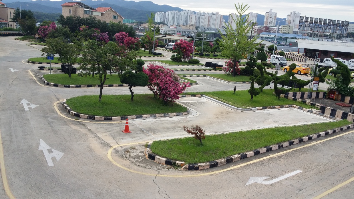 충북자동차운전전문학원