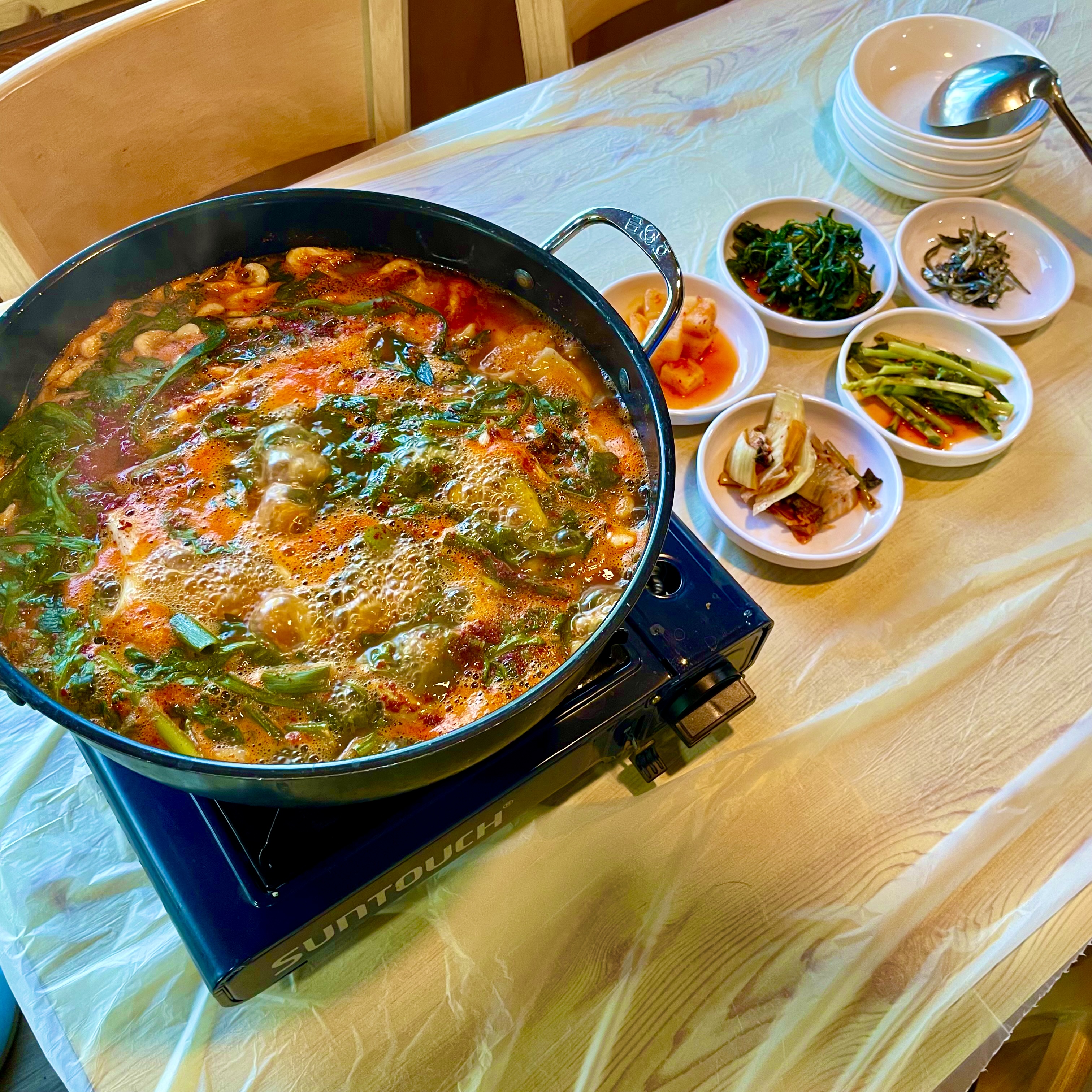 강변식당