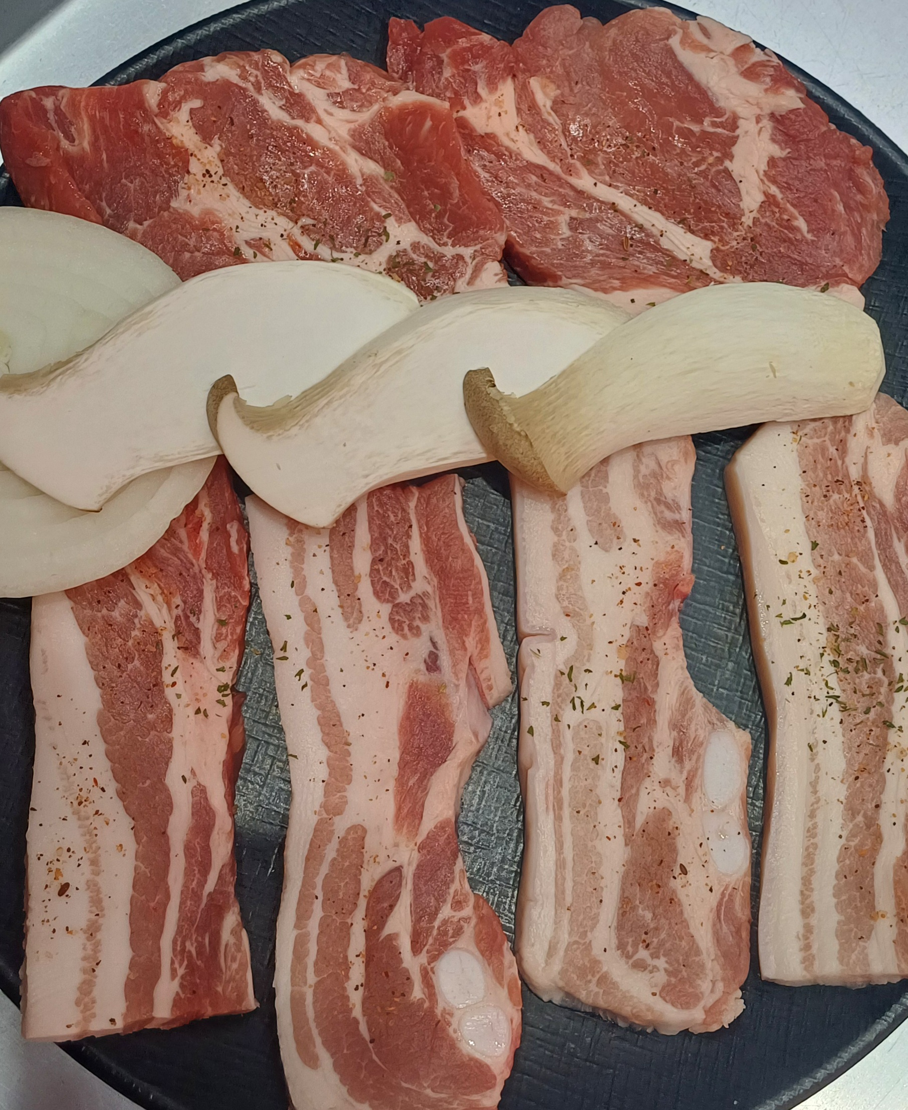 세겹살집