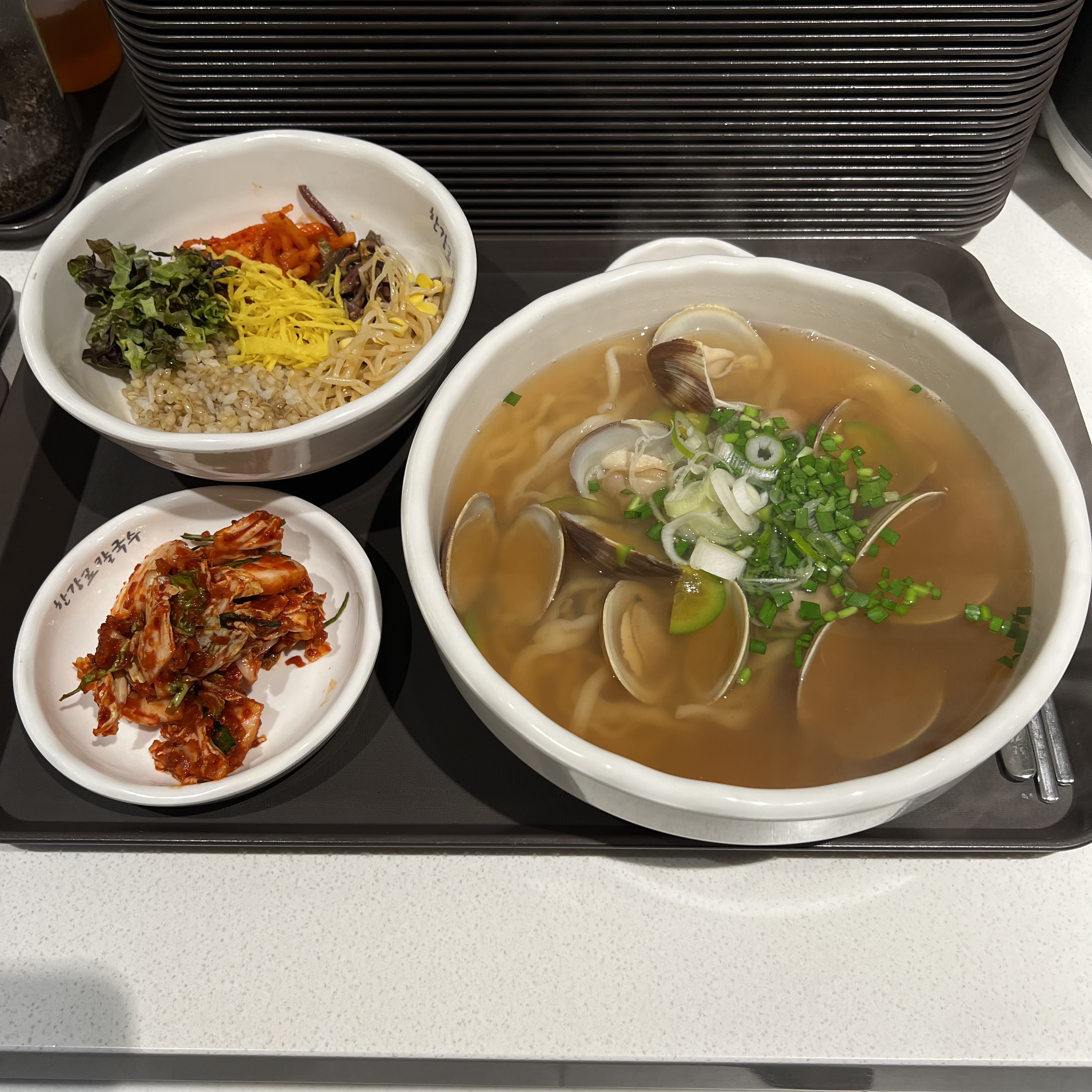 한강로칼국수 현대백화점미아점