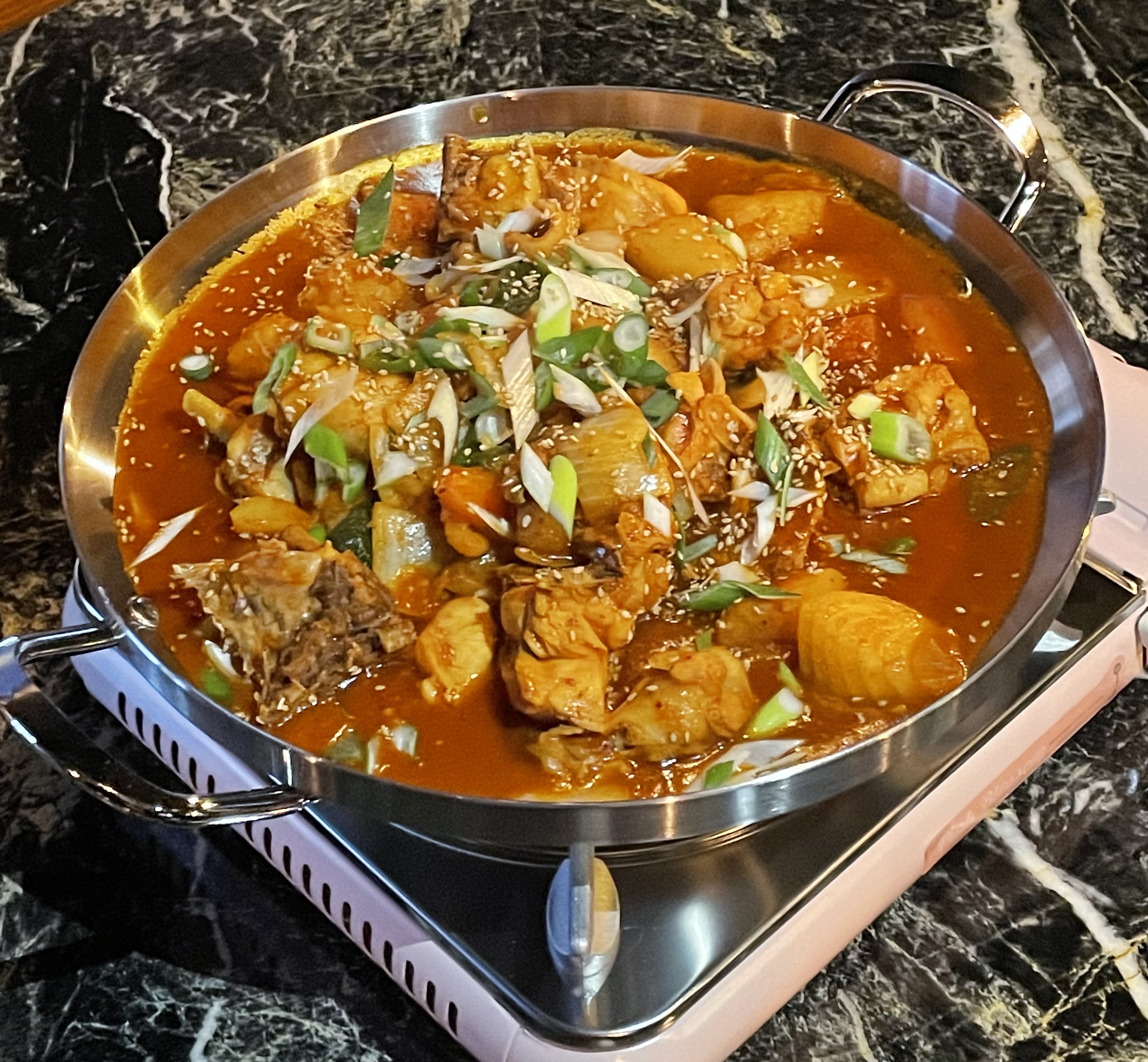 조례동술집