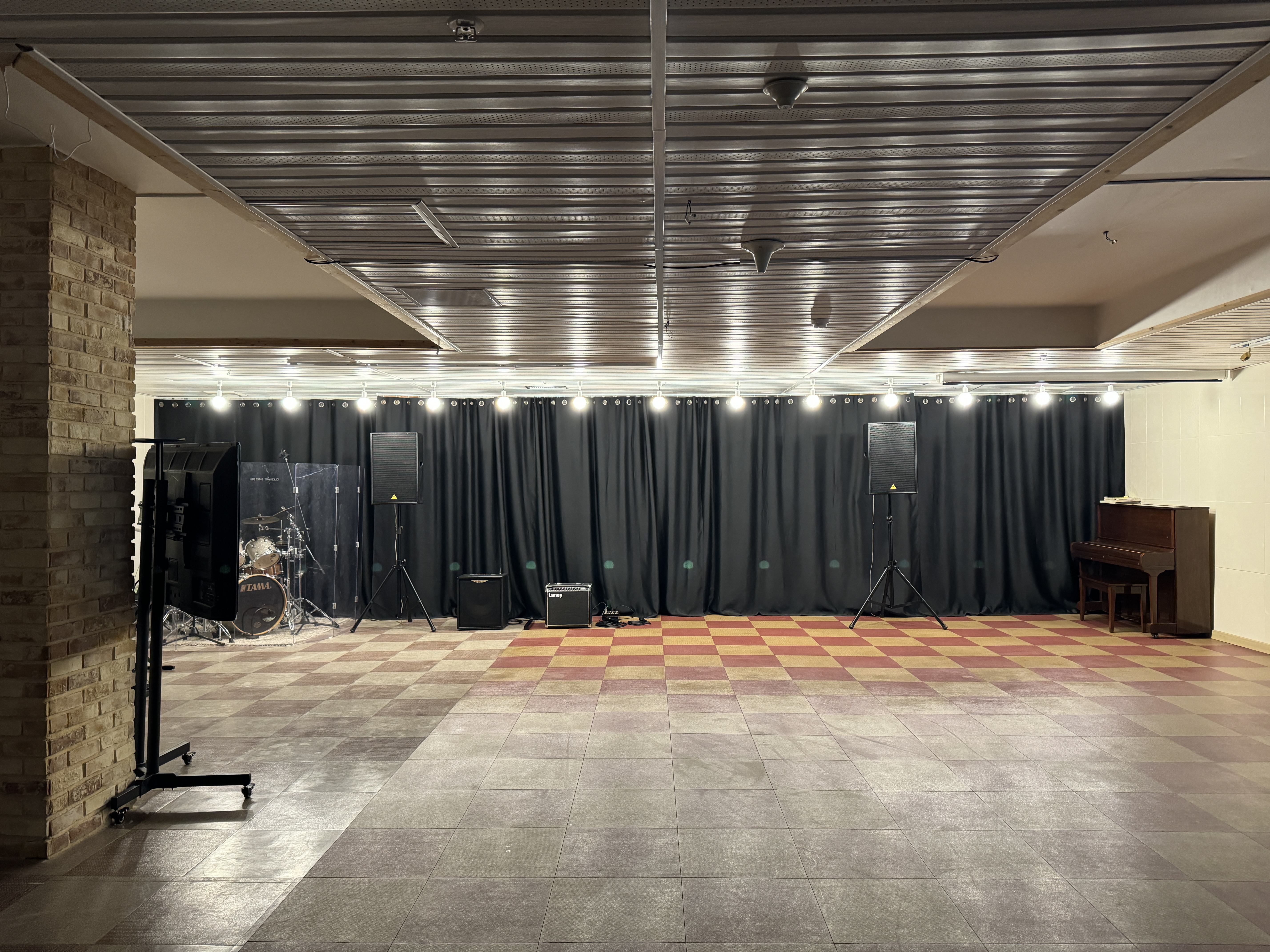 1번째 스튜디오 사진