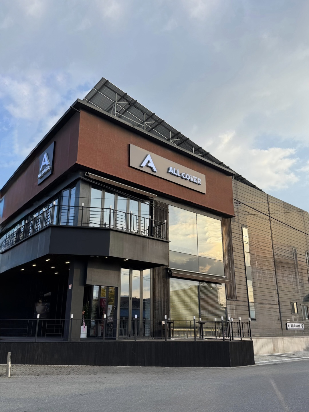 올커버 카페 대표 이미지