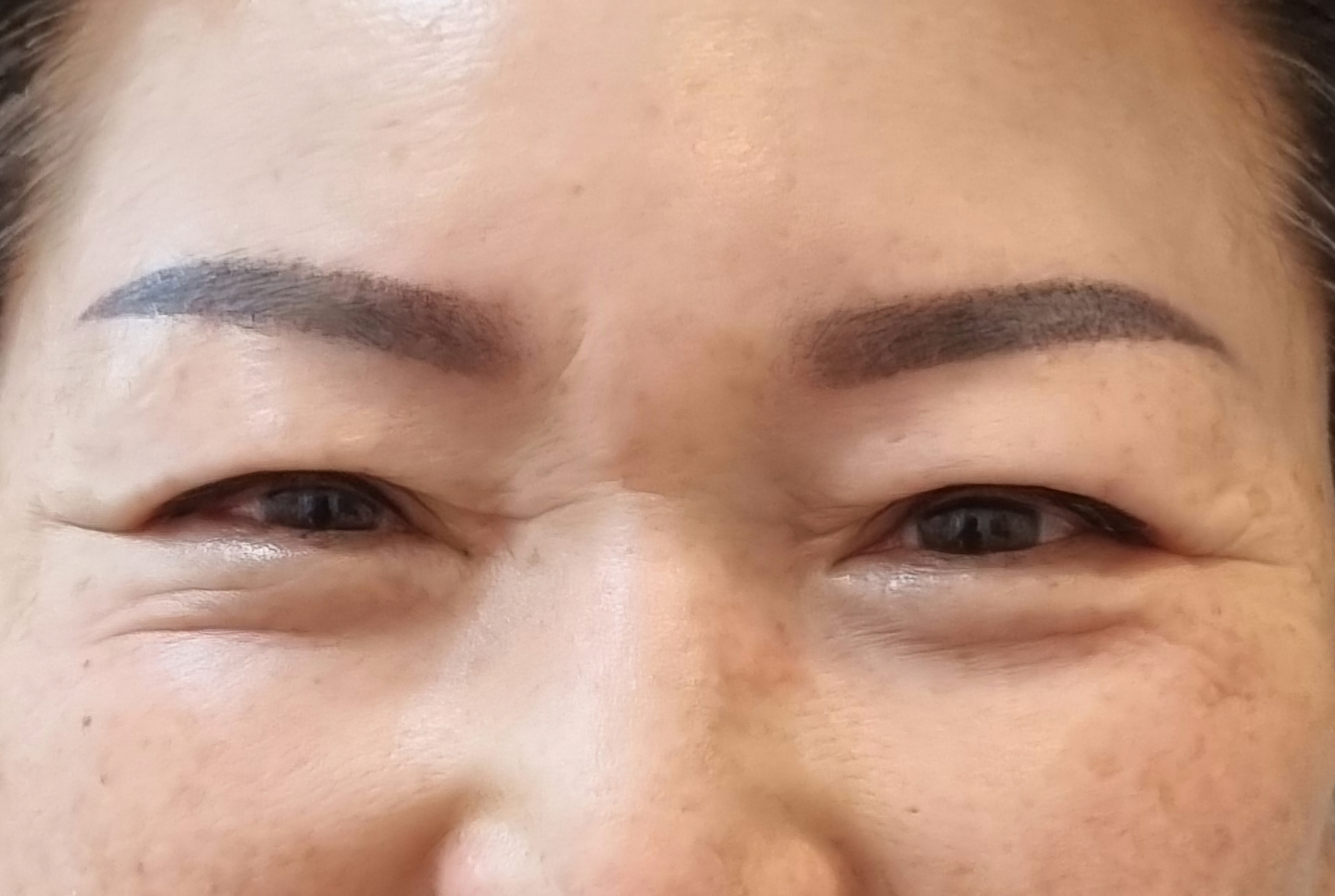 눈썹에반하다