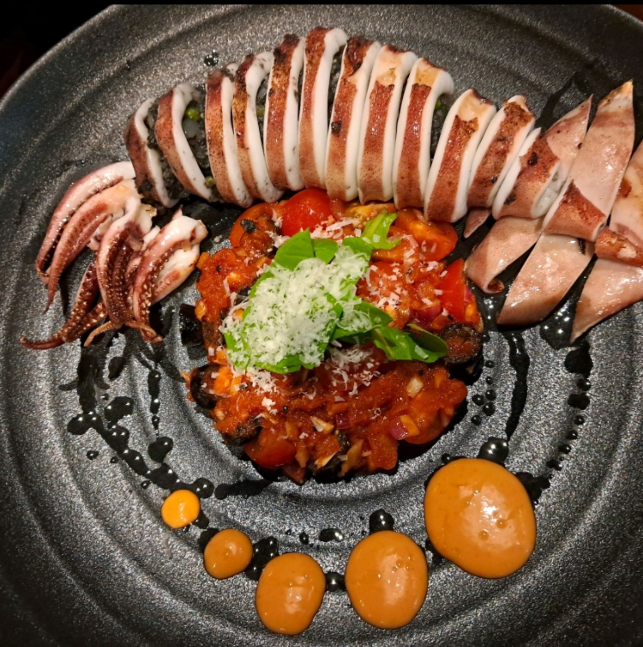 무국적 식당 주철