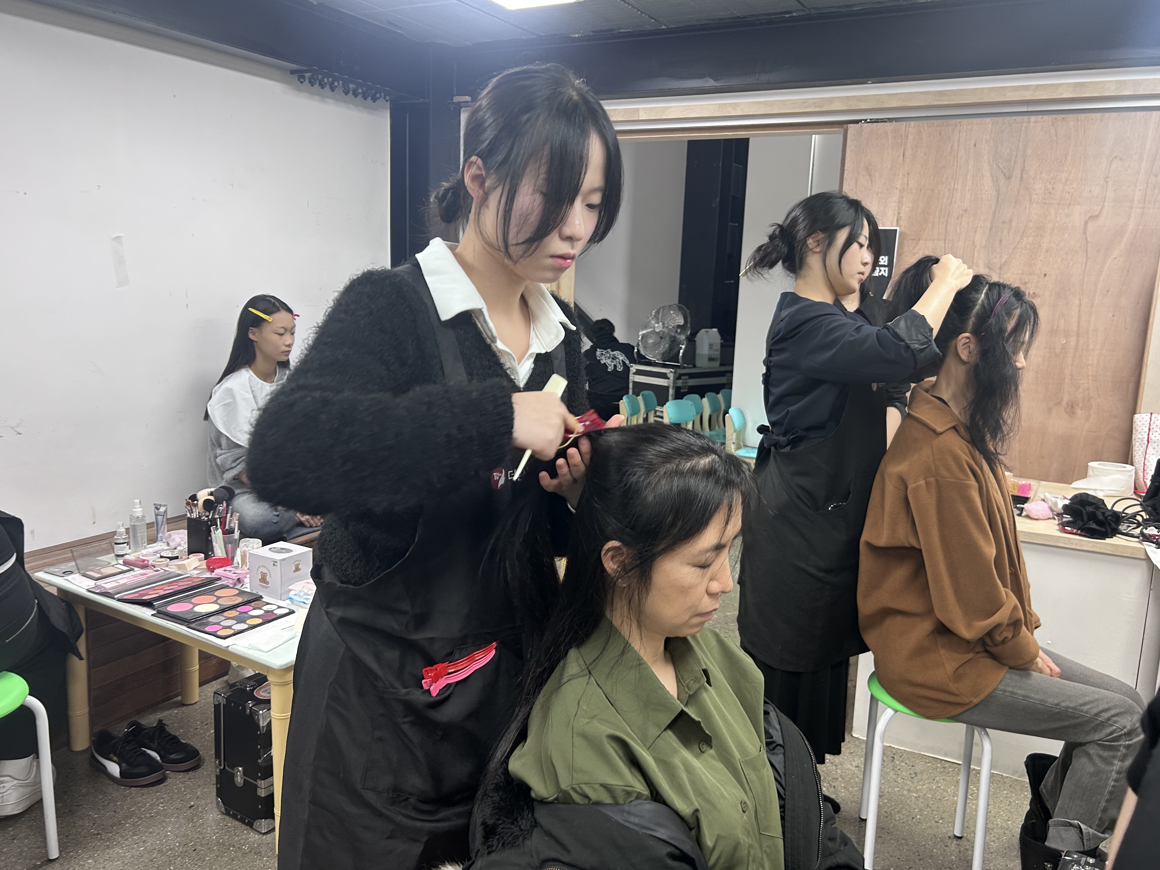 더한뷰티미용학원