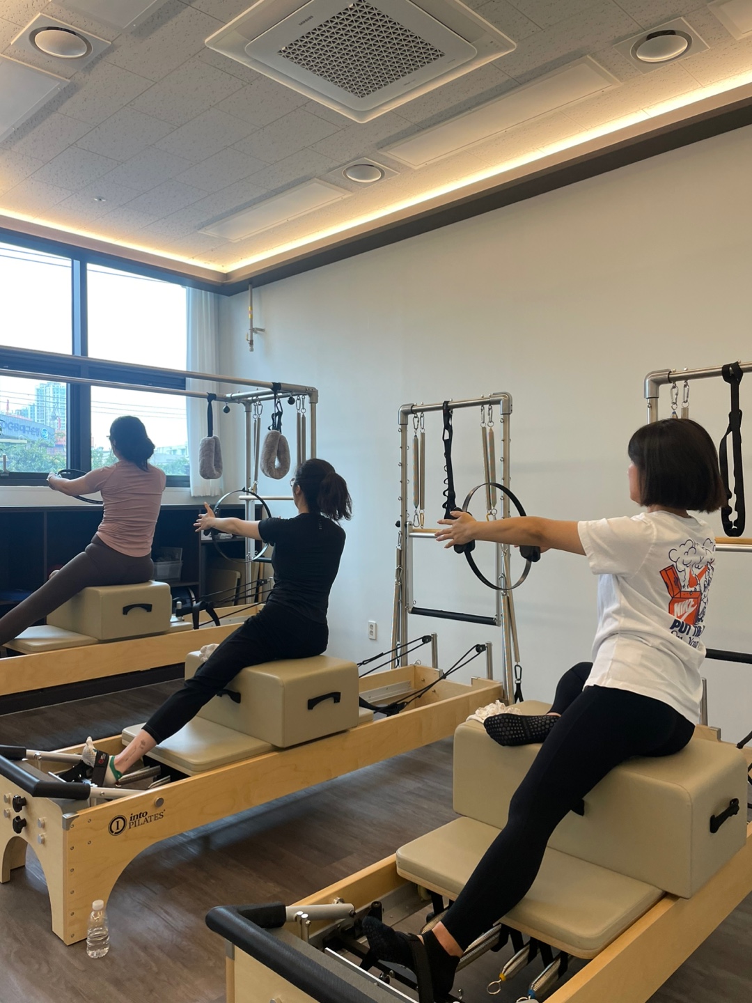 원바레필라테스 대표 이미지