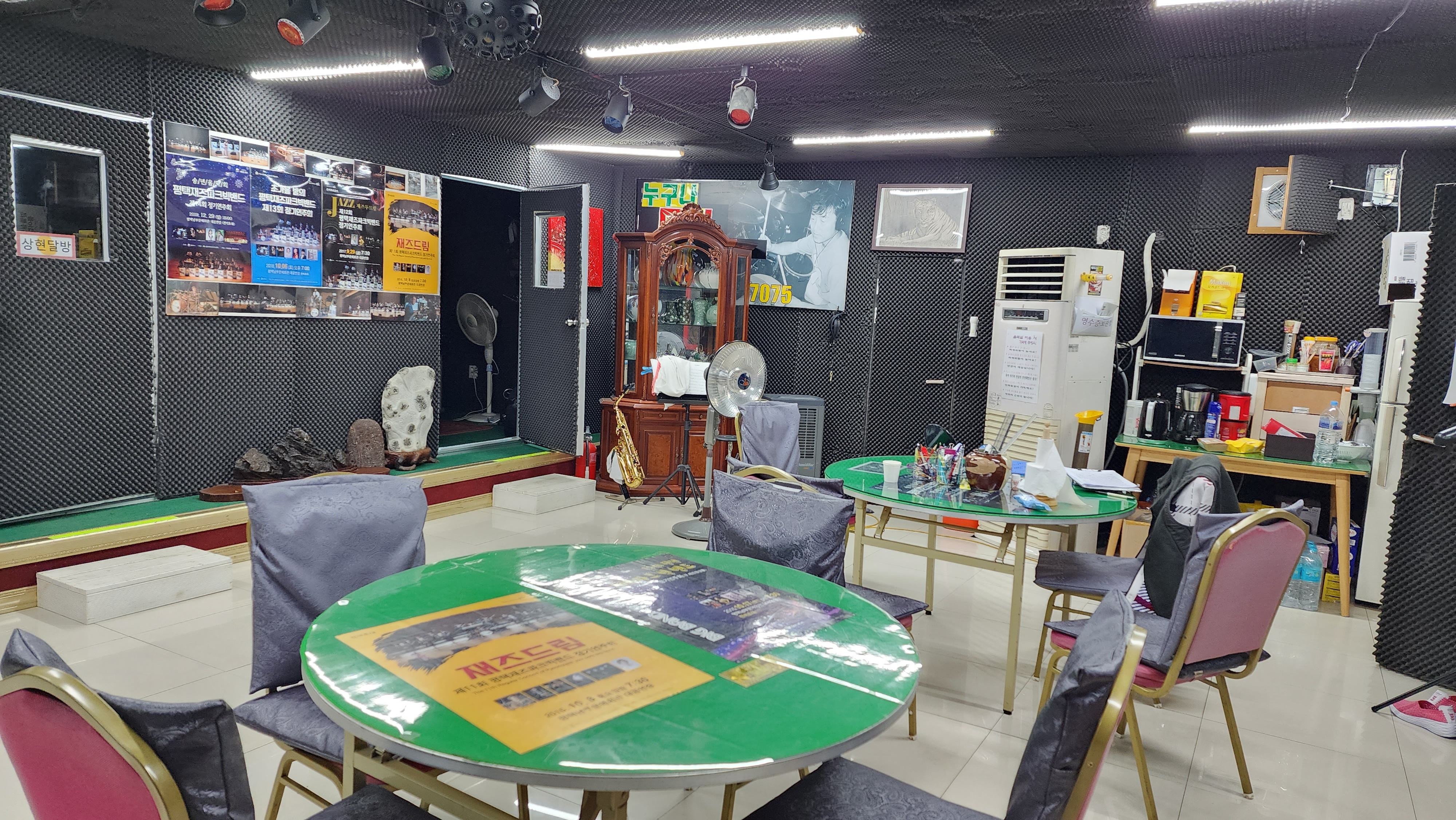 1번째 스튜디오 사진