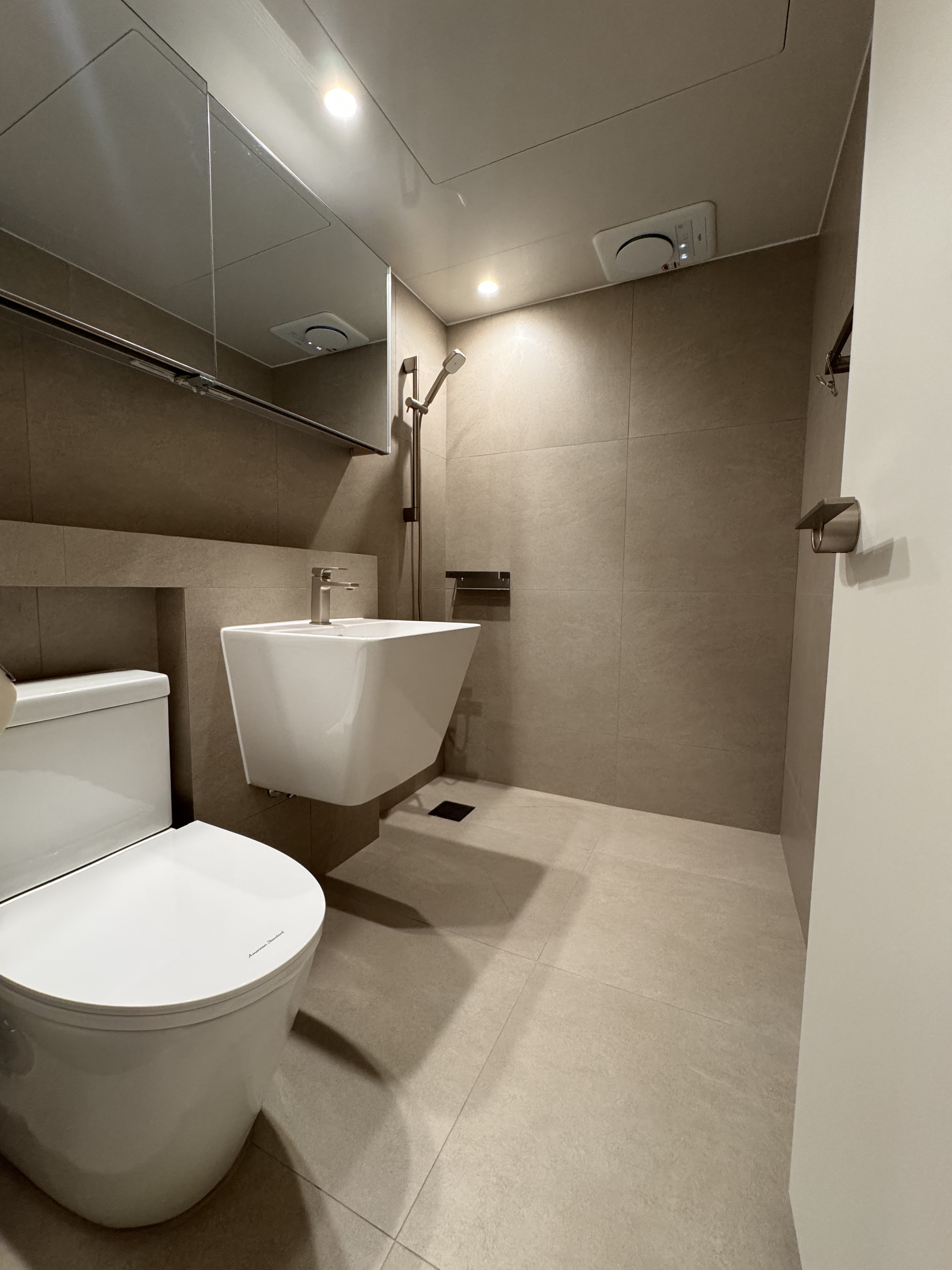 바라던타일 대표 이미지