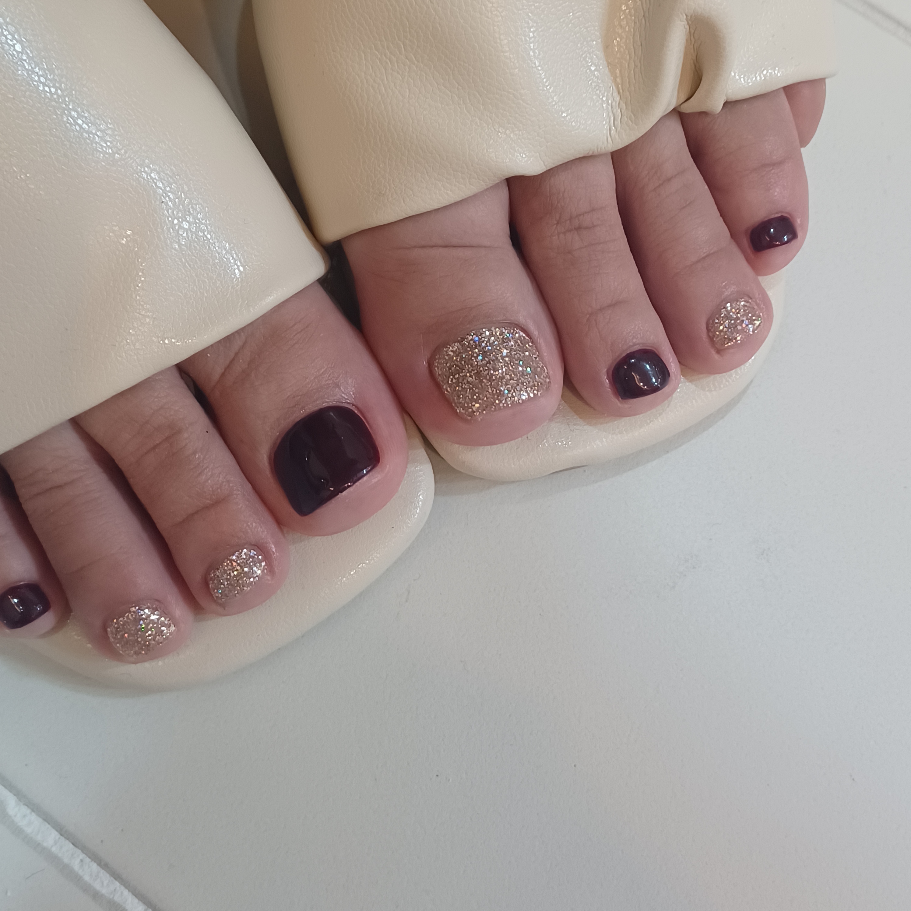 네일182 내부 또는 관련 모습