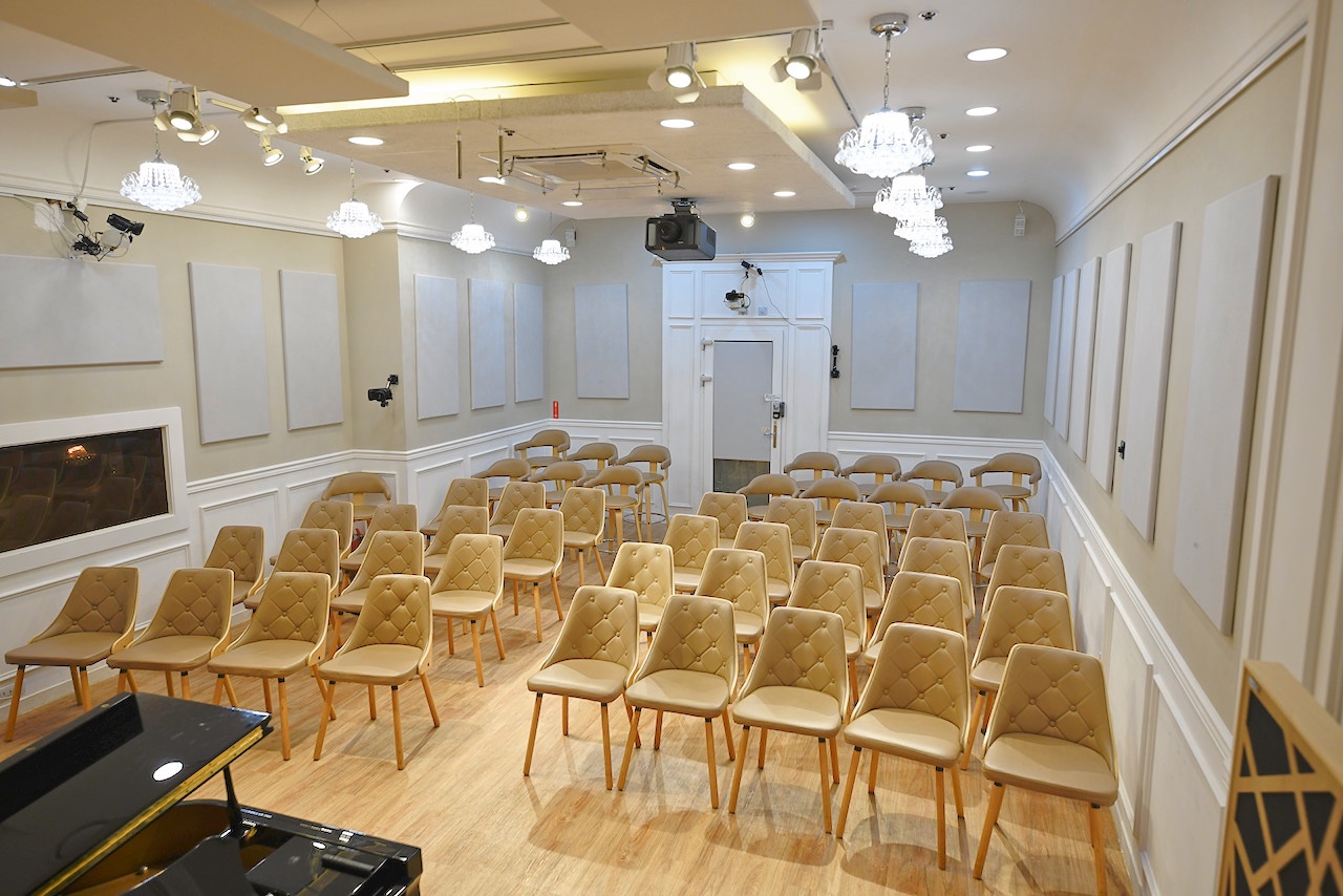 4번째 스튜디오 사진