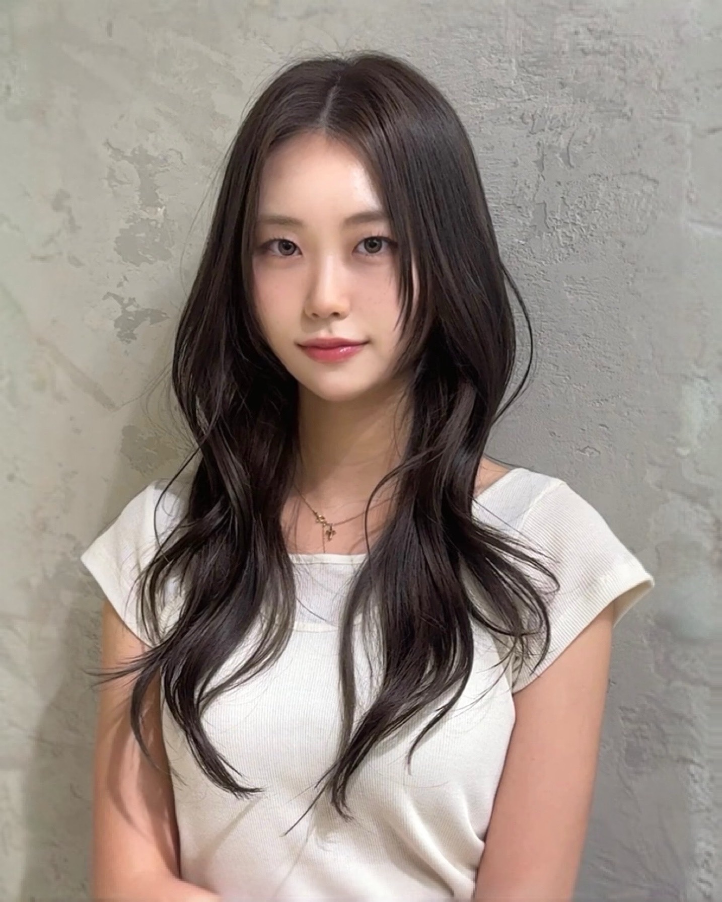 늘 살롱 내부 또는 관련 모습
