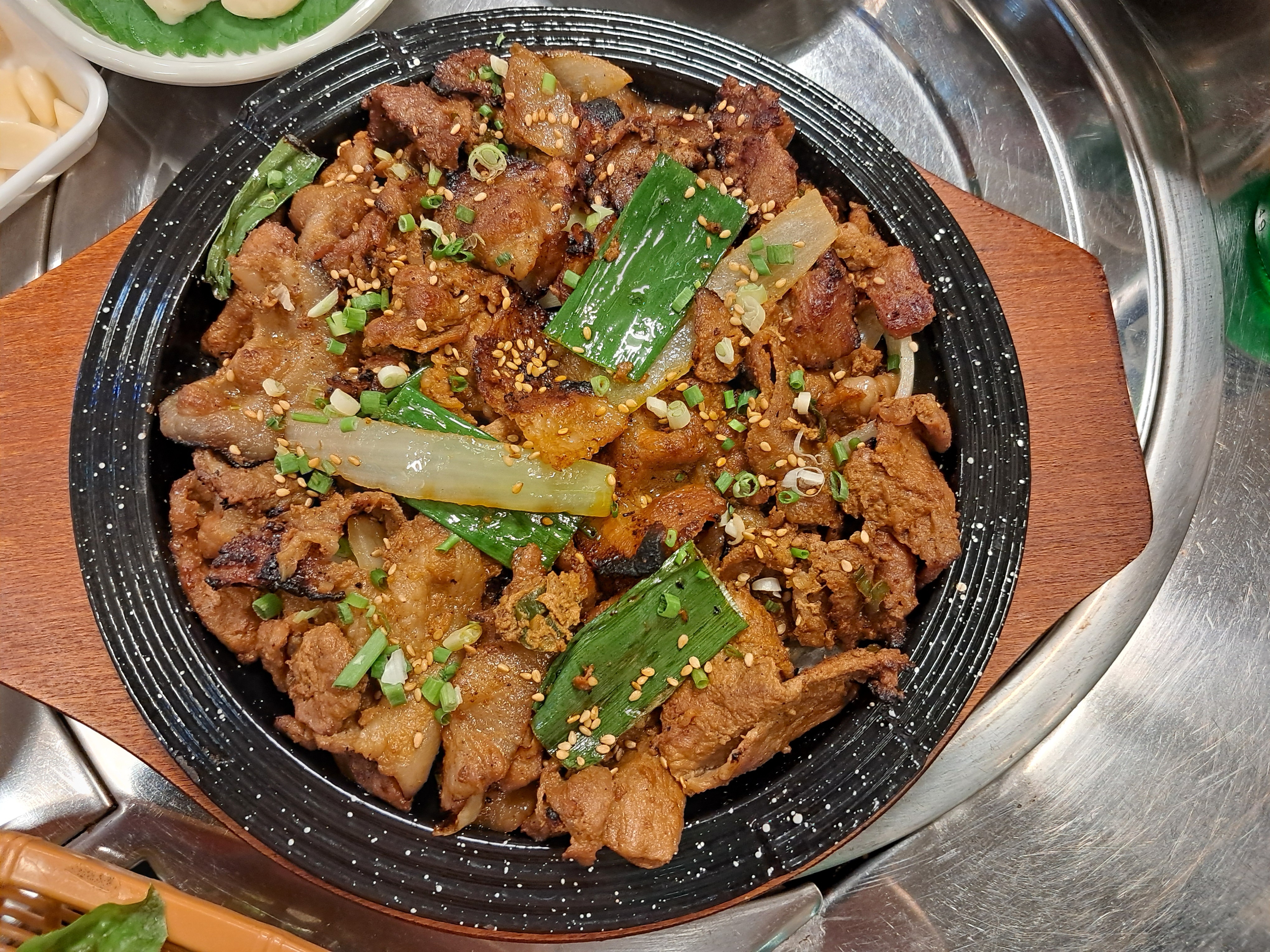 동방오거리과메기와 홍탁