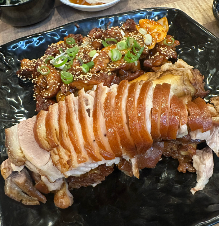 돈토지왕족발 중리점