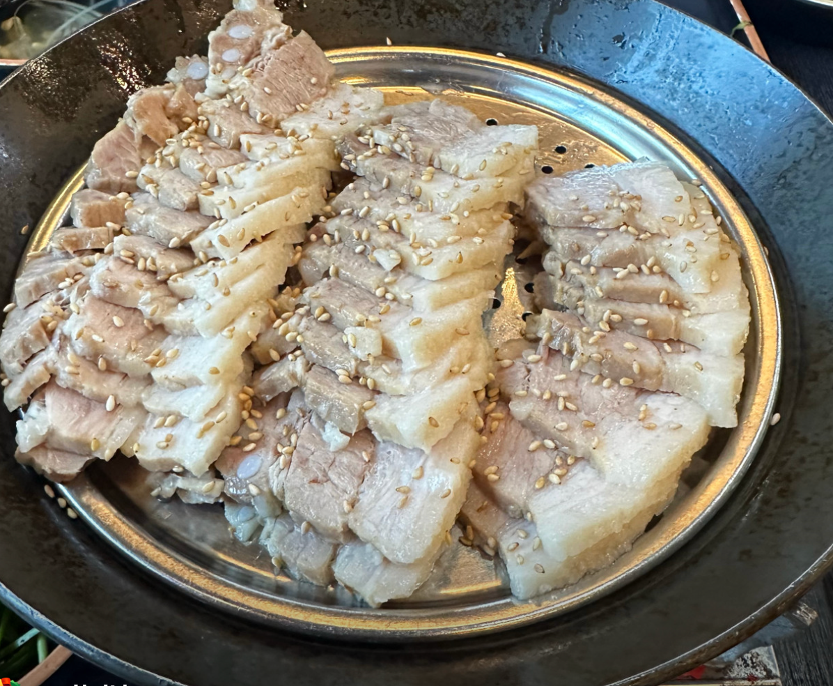 돈토지왕족발 중리점