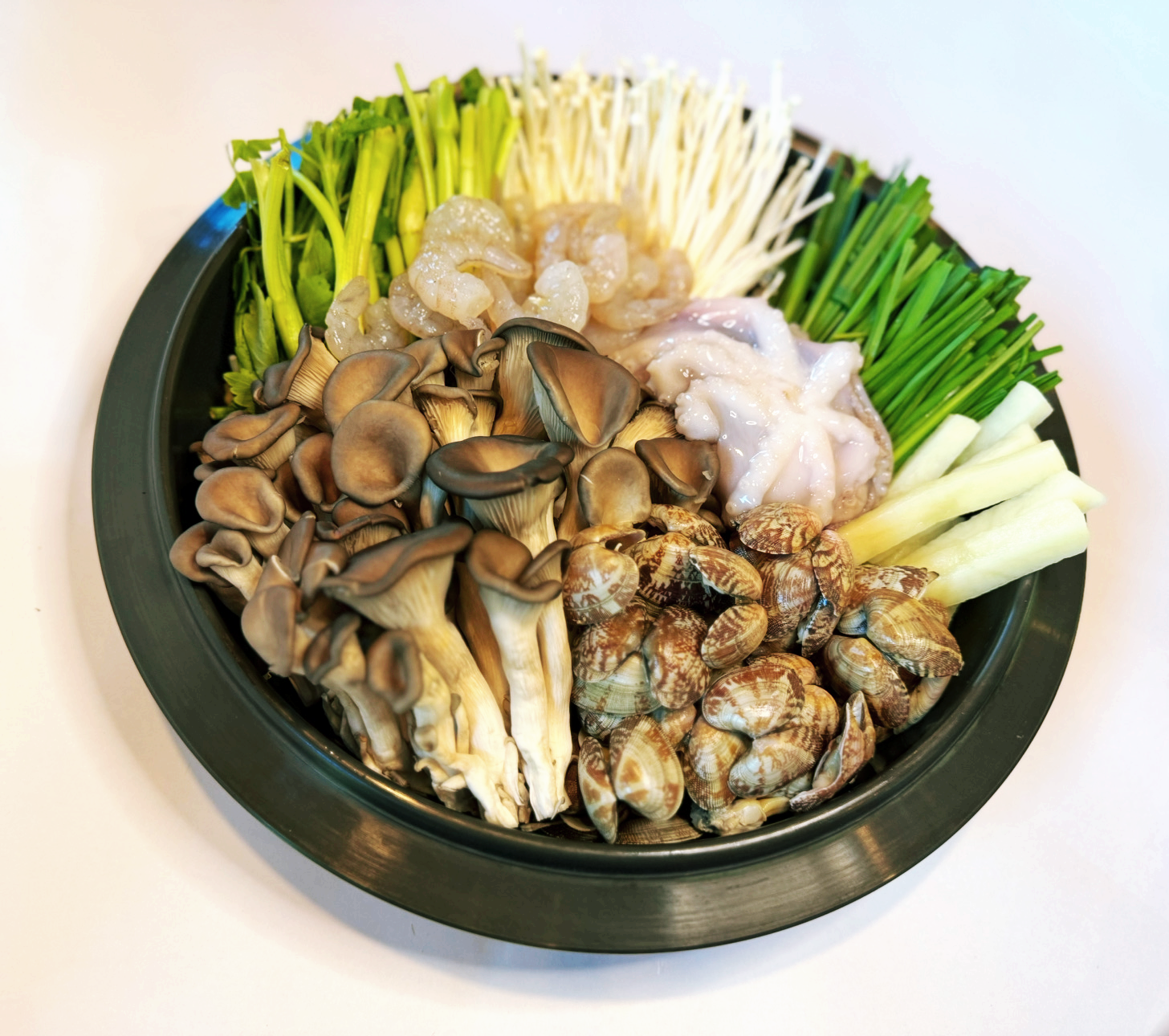 칼국수전골 (소: 2-3인분)